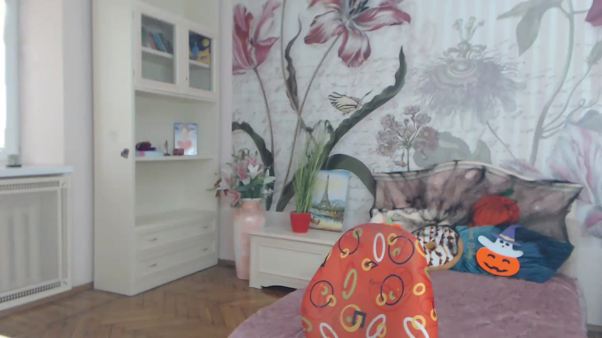 Gallery image thumbnail from KellyBlake's myfreecams stream on, 09/28/2023, 07:44 image 20 of 20
