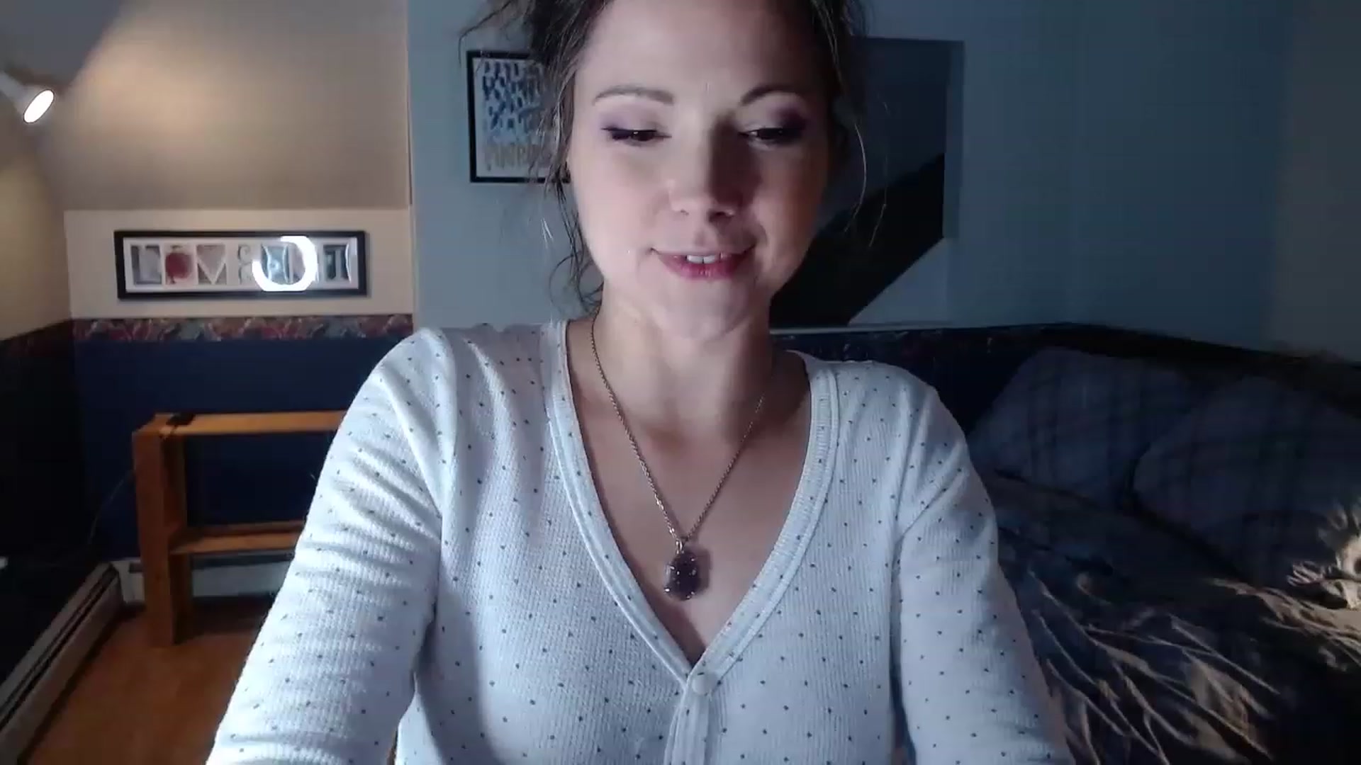 Gallery image thumbnail from KellyHeart's myfreecams stream on, 11/19/2022, 04:52 image 5 of 20