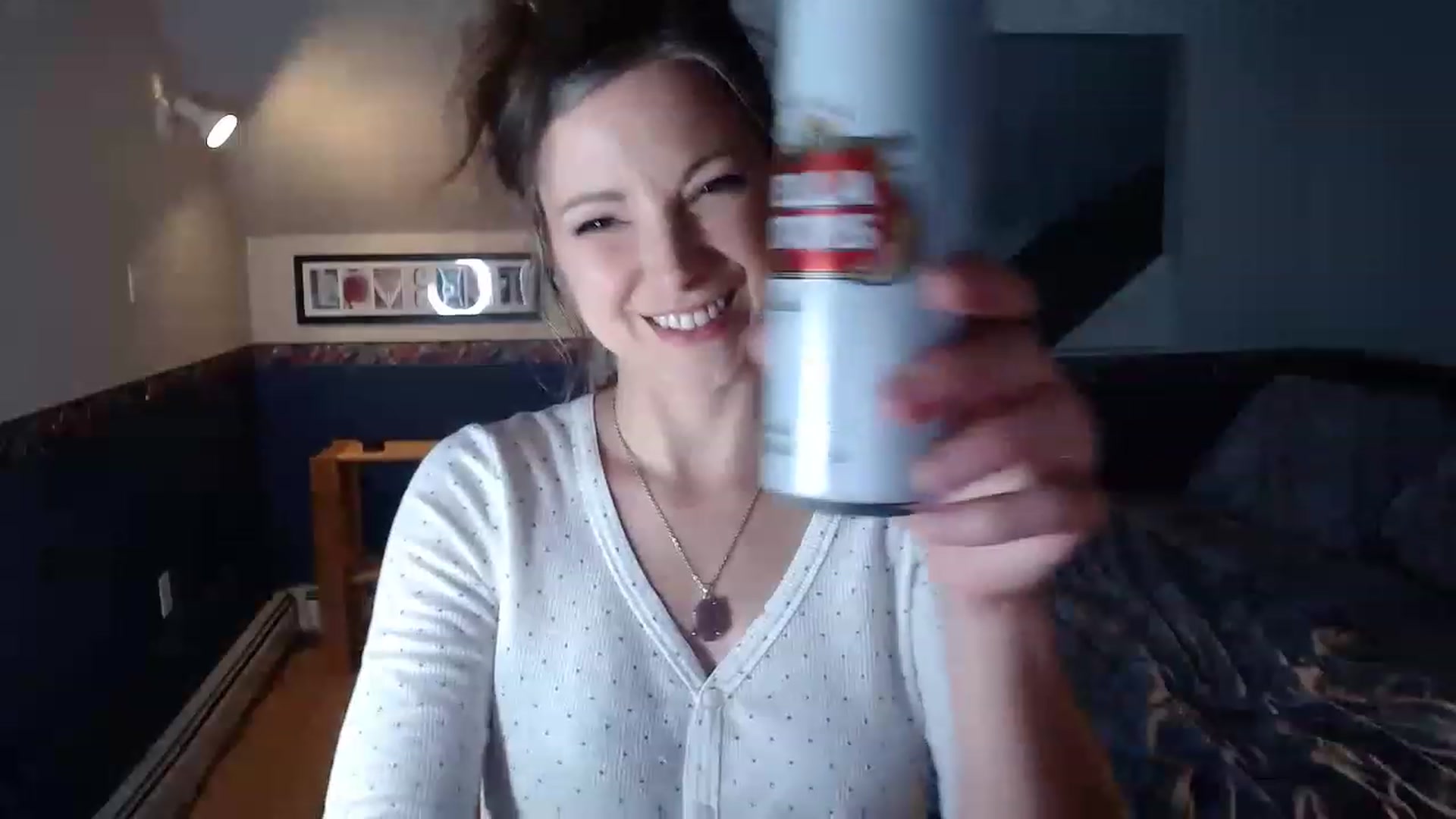 Gallery image thumbnail from KellyHeart's myfreecams stream on, 11/19/2022, 04:52 image 8 of 20