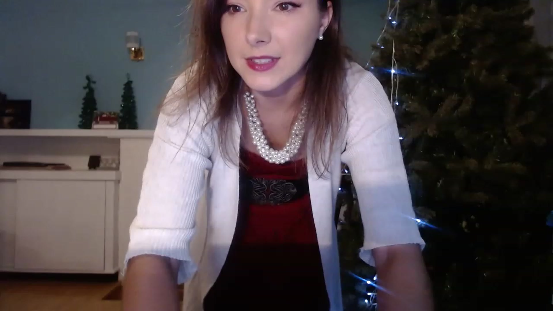 Gallery image thumbnail from KellyHeart's myfreecams stream on, 12/10/2022, 01:42 image 11 of 20