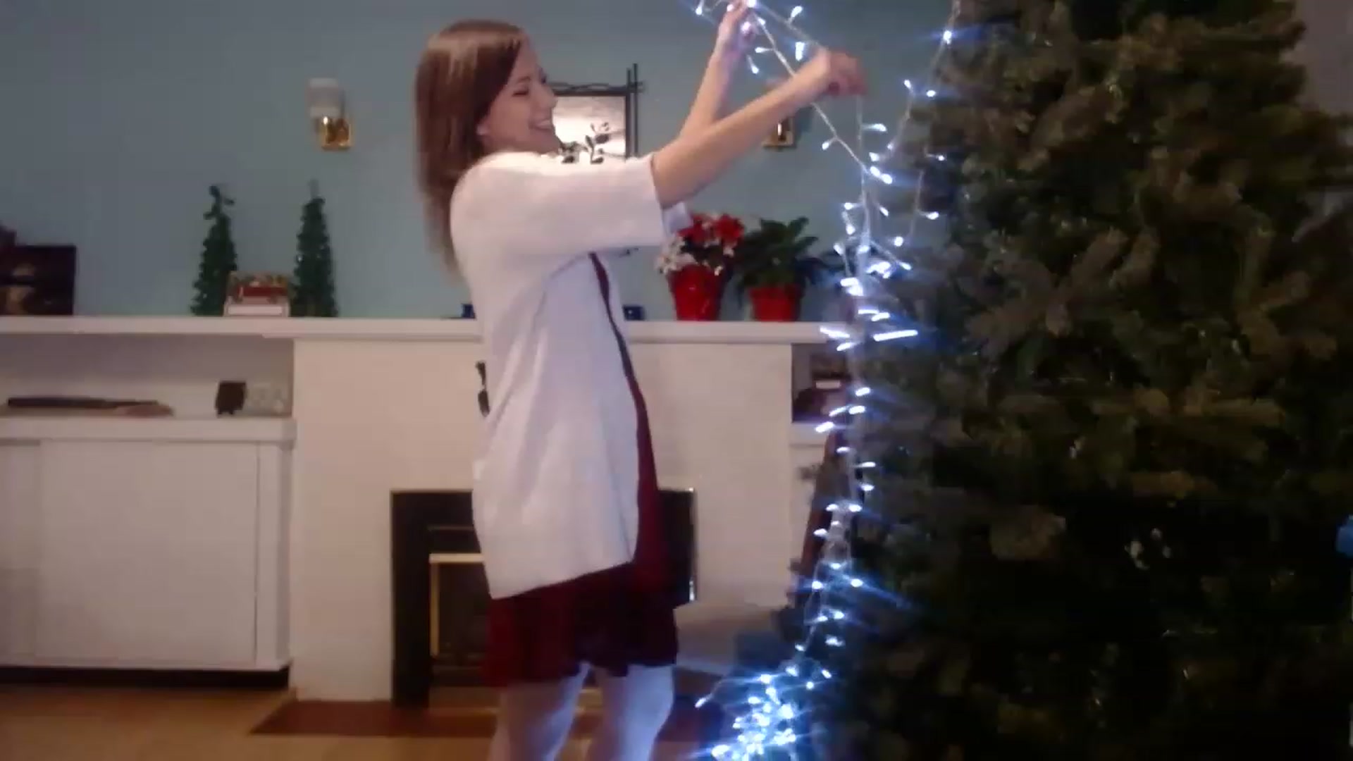 Gallery image thumbnail from KellyHeart's myfreecams stream on, 12/10/2022, 01:42 image 9 of 20