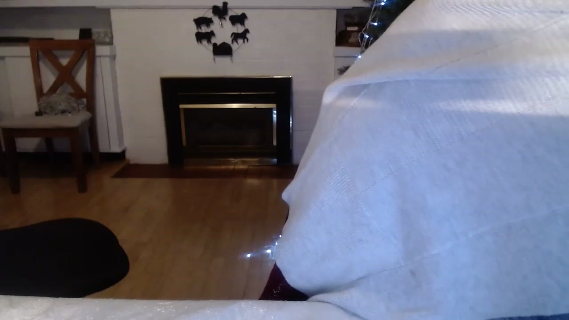 Gallery image thumbnail from KellyHeart's myfreecams stream on, 12/10/2022, 01:42 image 6 of 20