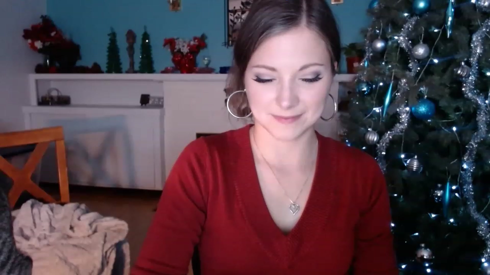 Gallery image thumbnail from KellyHeart's myfreecams stream on, 12/17/2022, 04:17 image 11 of 20