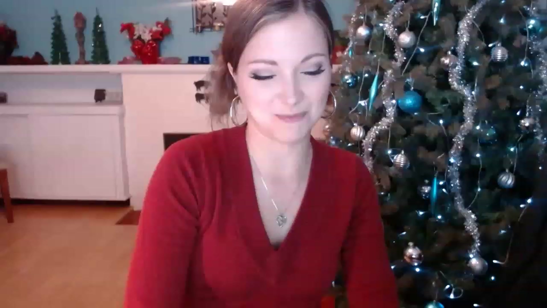Gallery image thumbnail from KellyHeart's myfreecams stream on, 12/17/2022, 04:17 image 1 of 20