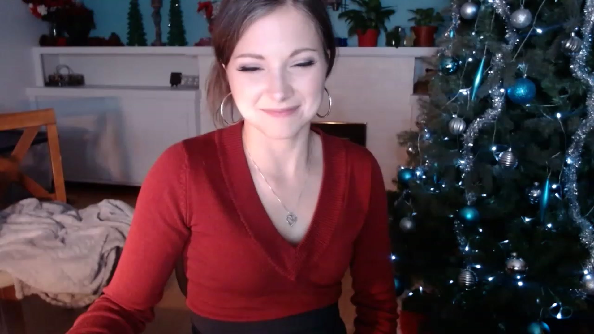 Gallery image thumbnail from KellyHeart's myfreecams stream on, 12/17/2022, 06:54 image 2 of 20