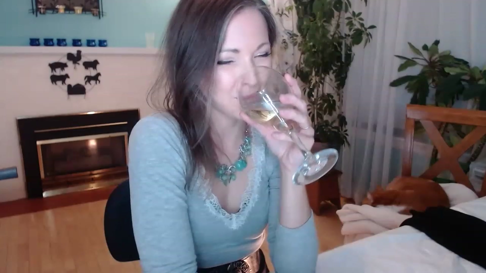 Gallery image thumbnail from KellyHeart's myfreecams stream on, 01/14/2023, 06:12 image 11 of 20