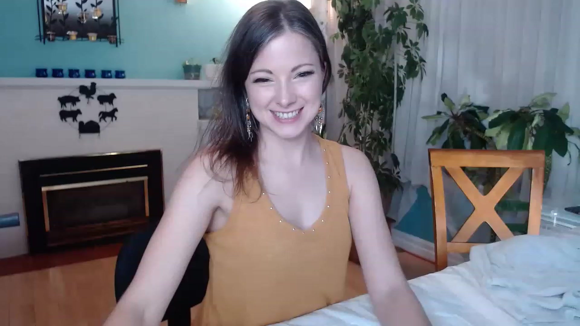 Gallery image thumbnail from KellyHeart's myfreecams stream on, 02/01/2023, 04:01 image 14 of 20