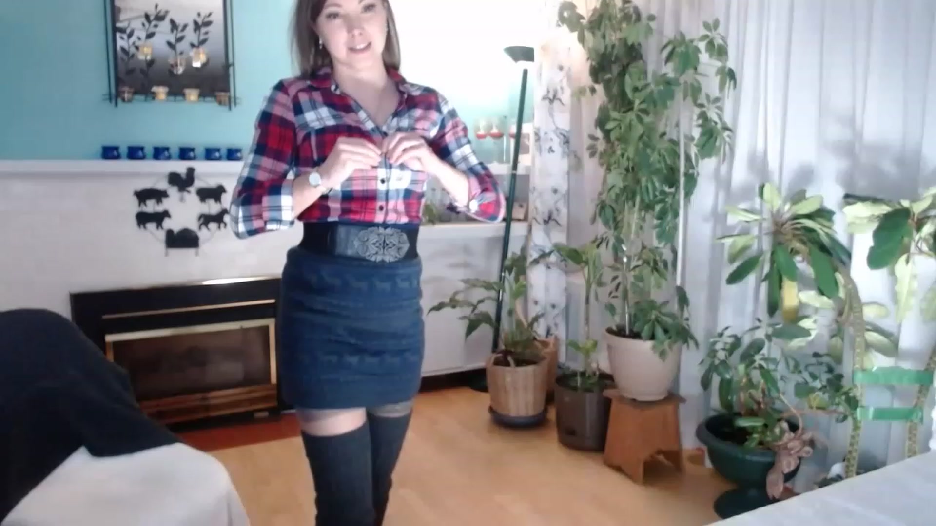 Gallery image thumbnail from KellyHeart's myfreecams stream on, 02/04/2023, 03:46 image 11 of 20