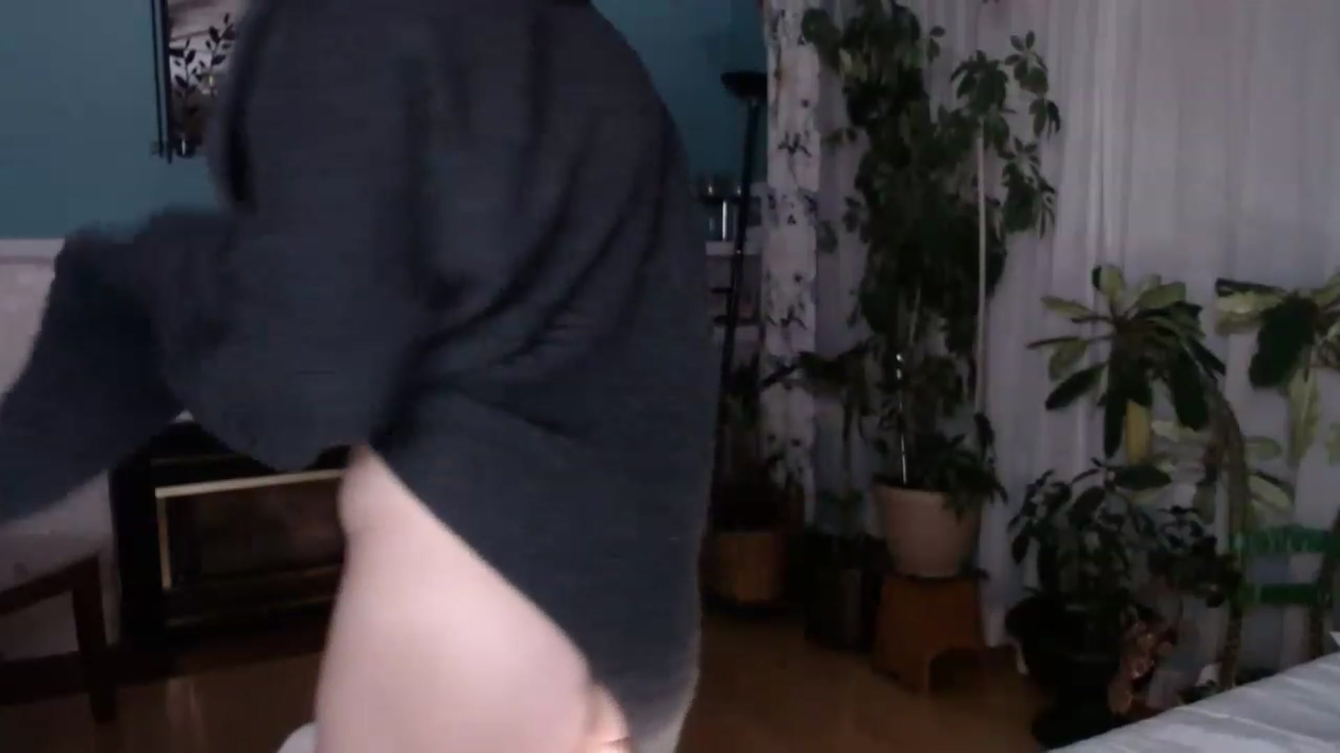 Gallery image thumbnail from KellyHeart's myfreecams stream on, 02/04/2023, 07:10 image 17 of 20