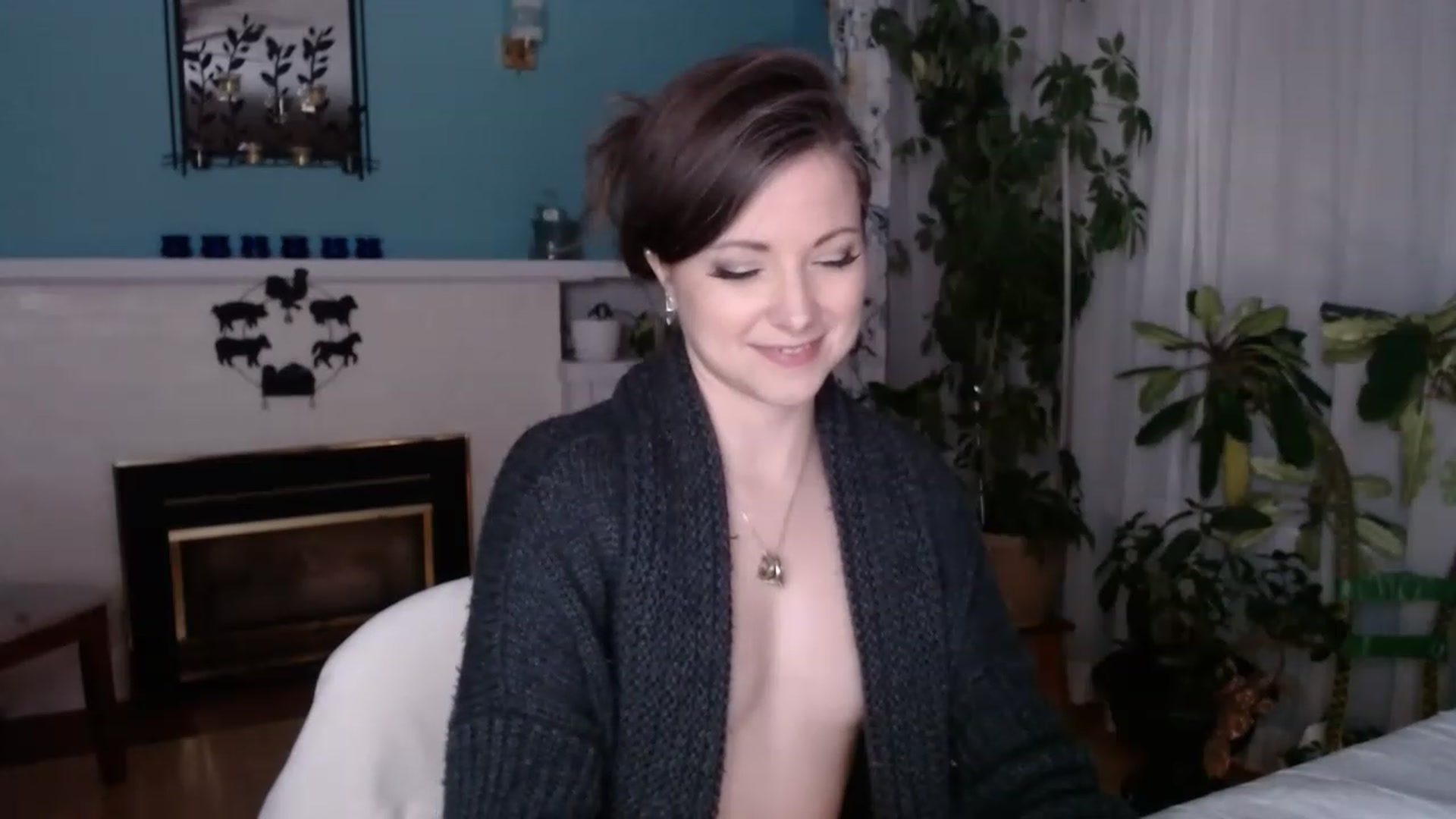 Gallery image thumbnail from KellyHeart's myfreecams stream on, 02/04/2023, 07:10 image 20 of 20