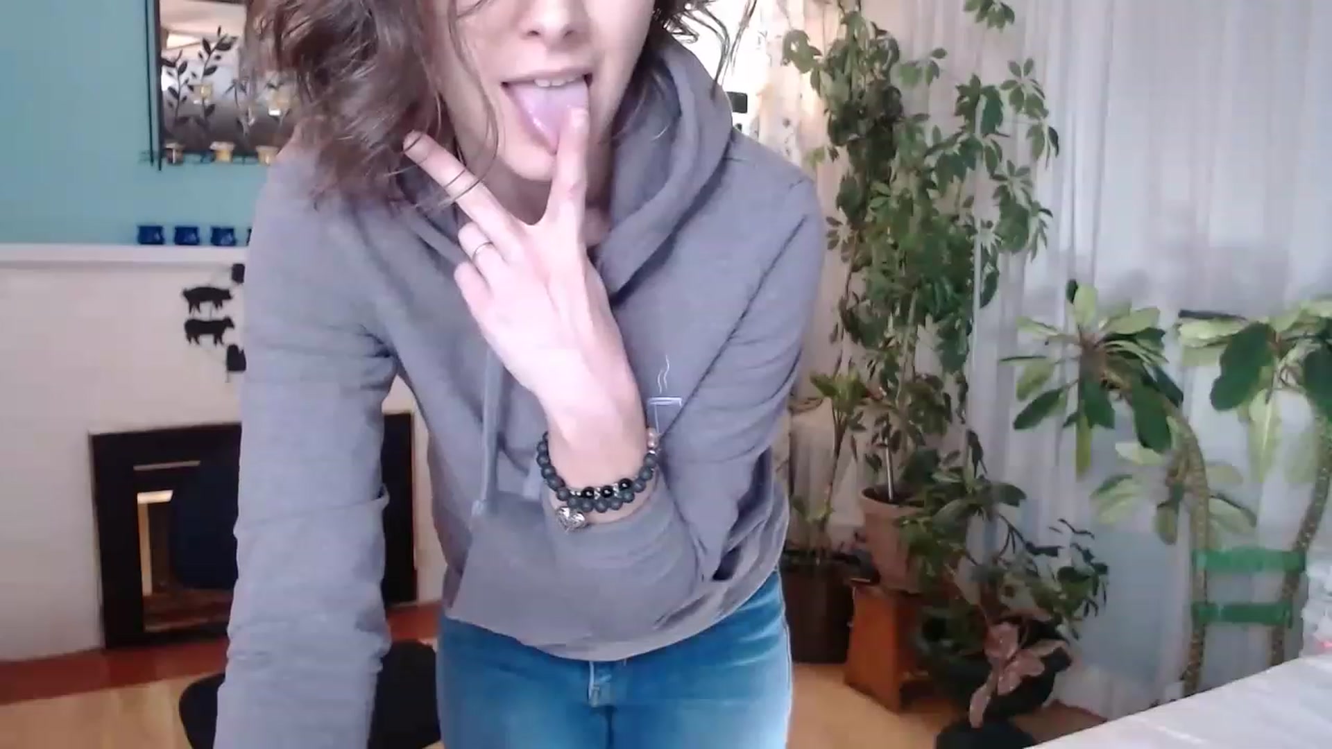Gallery image thumbnail from KellyHeart's myfreecams stream on, 02/09/2023, 04:55 image 12 of 20