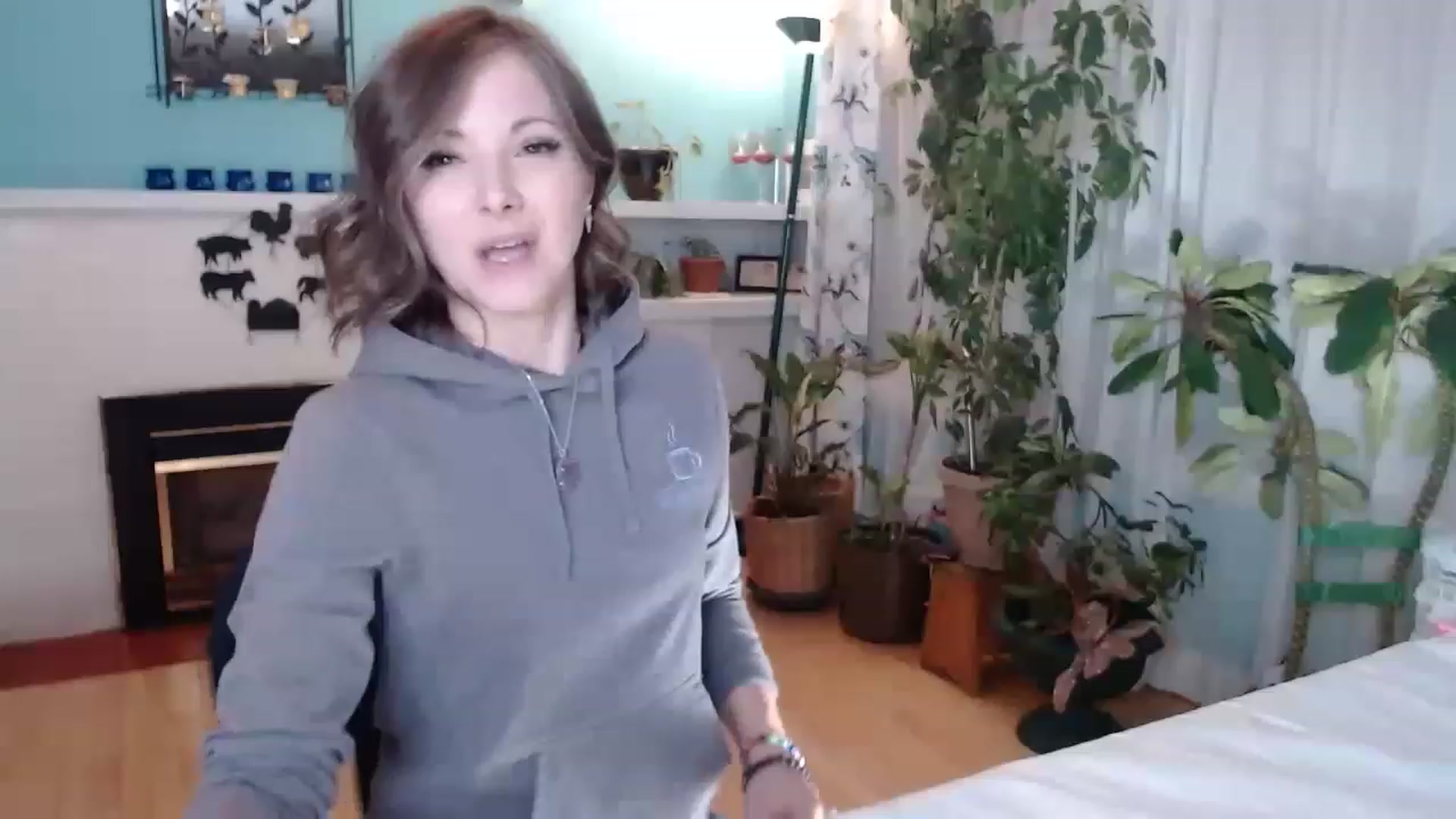 Gallery image thumbnail from KellyHeart's myfreecams stream on, 02/09/2023, 04:55 image 11 of 20