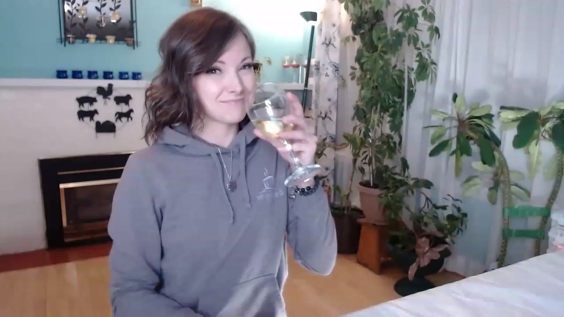 Gallery image thumbnail from KellyHeart's myfreecams stream on, 02/09/2023, 04:55 image 8 of 20