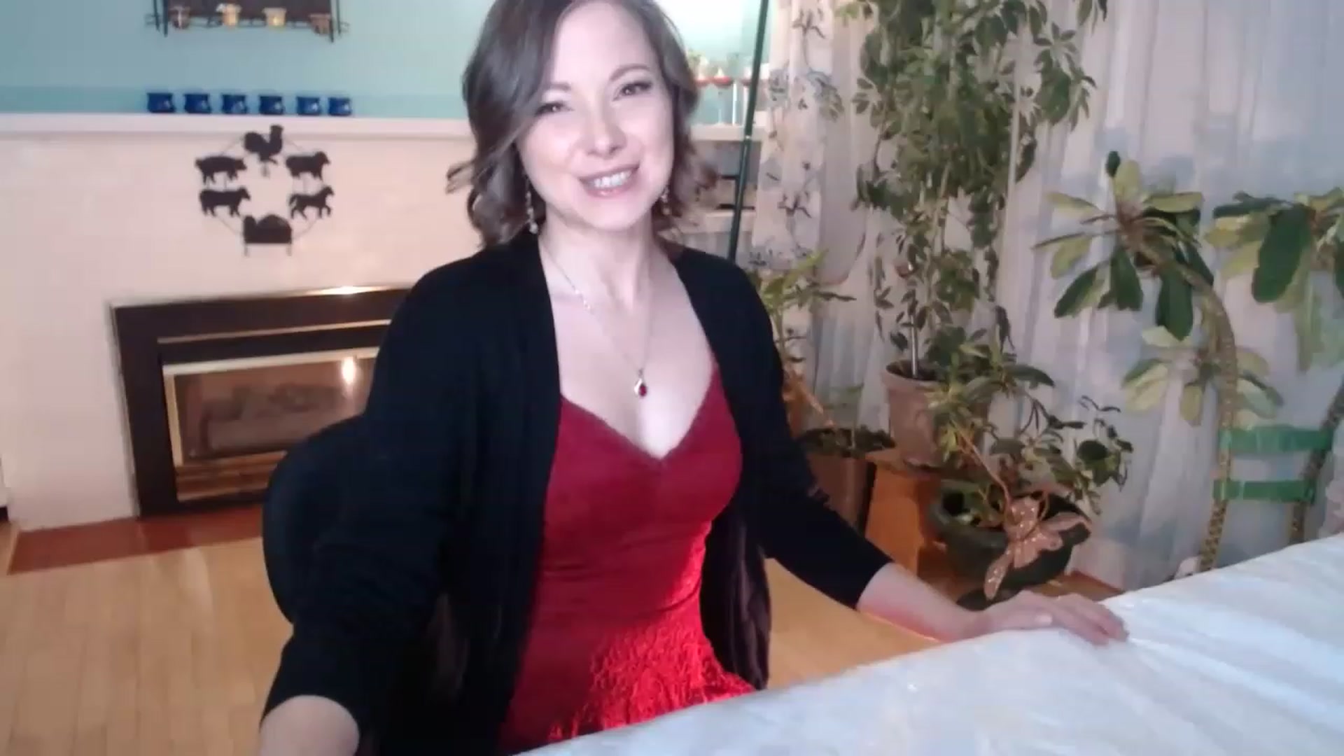 Gallery image thumbnail from KellyHeart's myfreecams stream on, 02/18/2023, 03:39 image 1 of 20