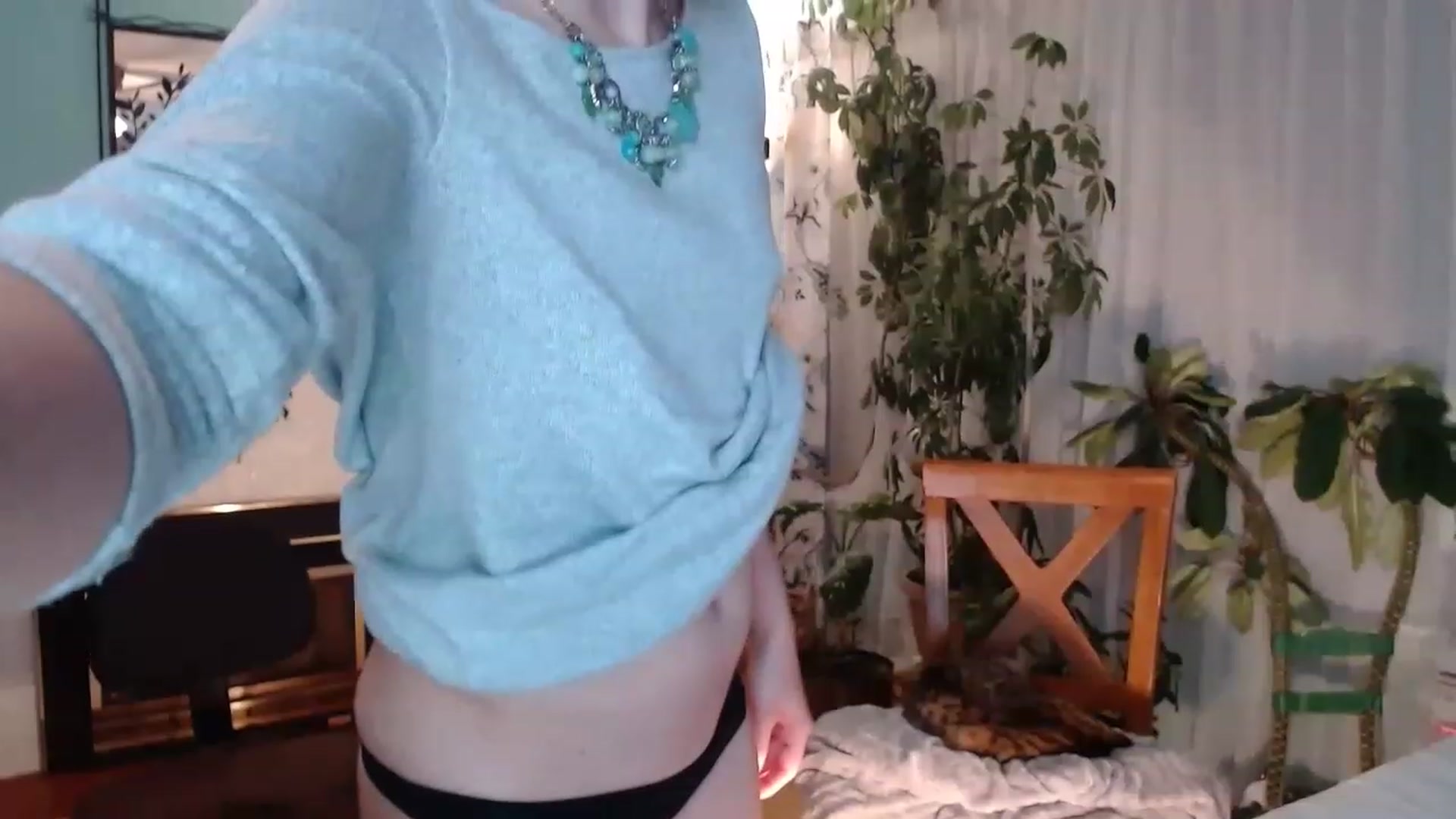 Gallery image thumbnail from KellyHeart's myfreecams stream on, 02/25/2023, 06:24 image 4 of 20