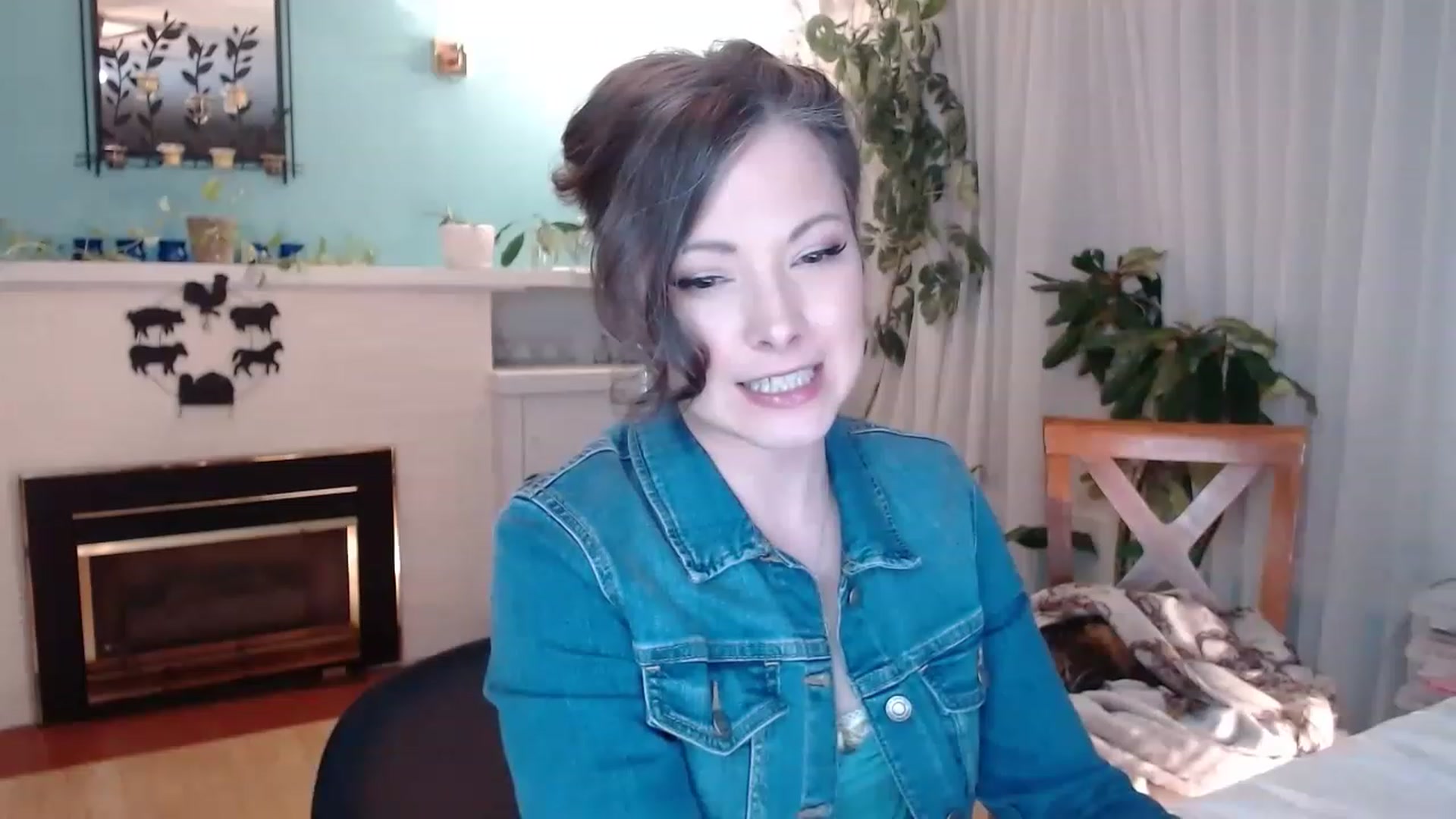 Gallery image thumbnail from KellyHeart's myfreecams stream on, 03/11/2023, 04:36 image 6 of 20