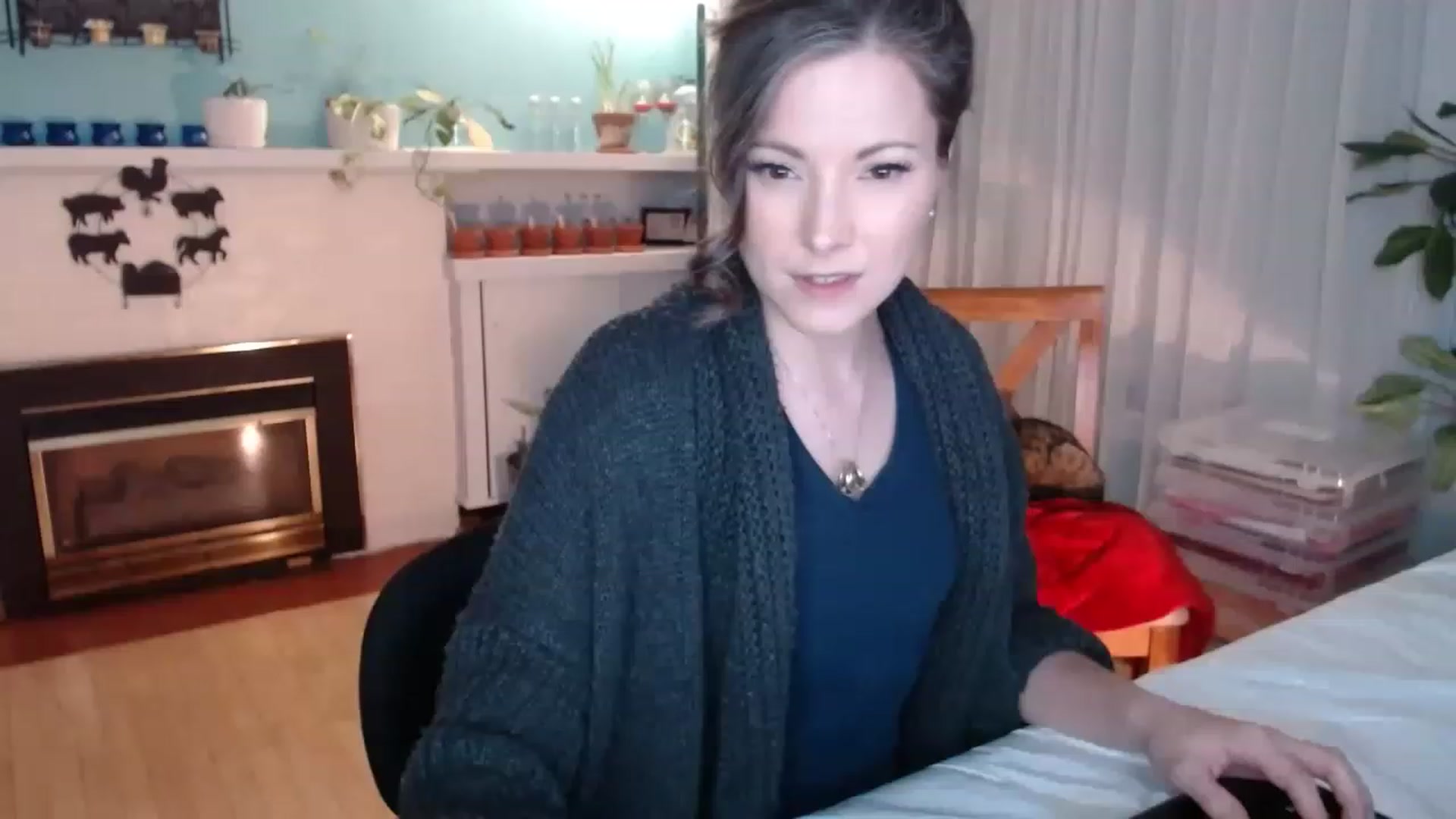 Gallery image thumbnail from KellyHeart's myfreecams stream on, 03/25/2023, 02:21 image 2 of 20