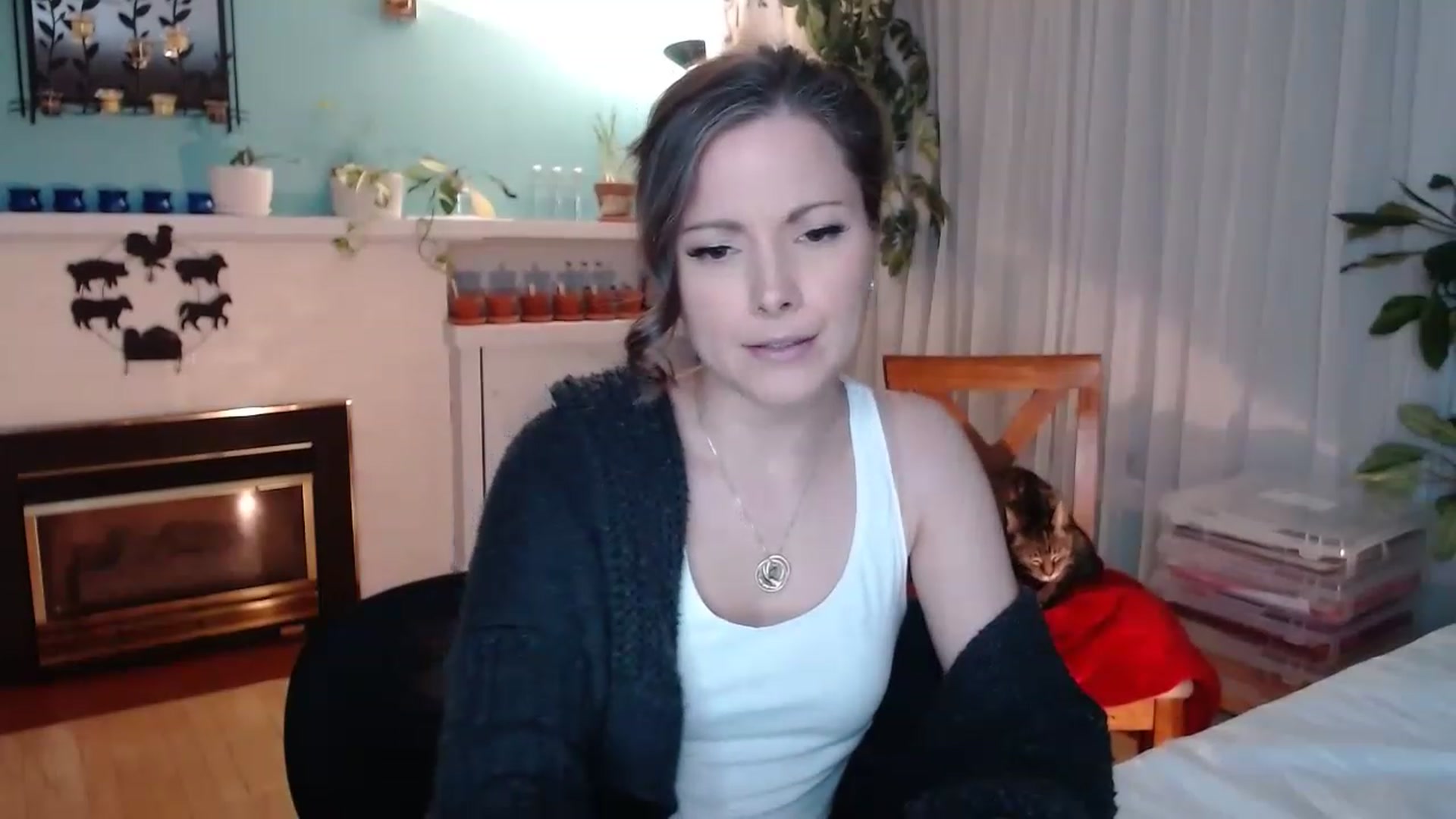 Gallery image thumbnail from KellyHeart's myfreecams stream on, 03/25/2023, 02:21 image 15 of 20