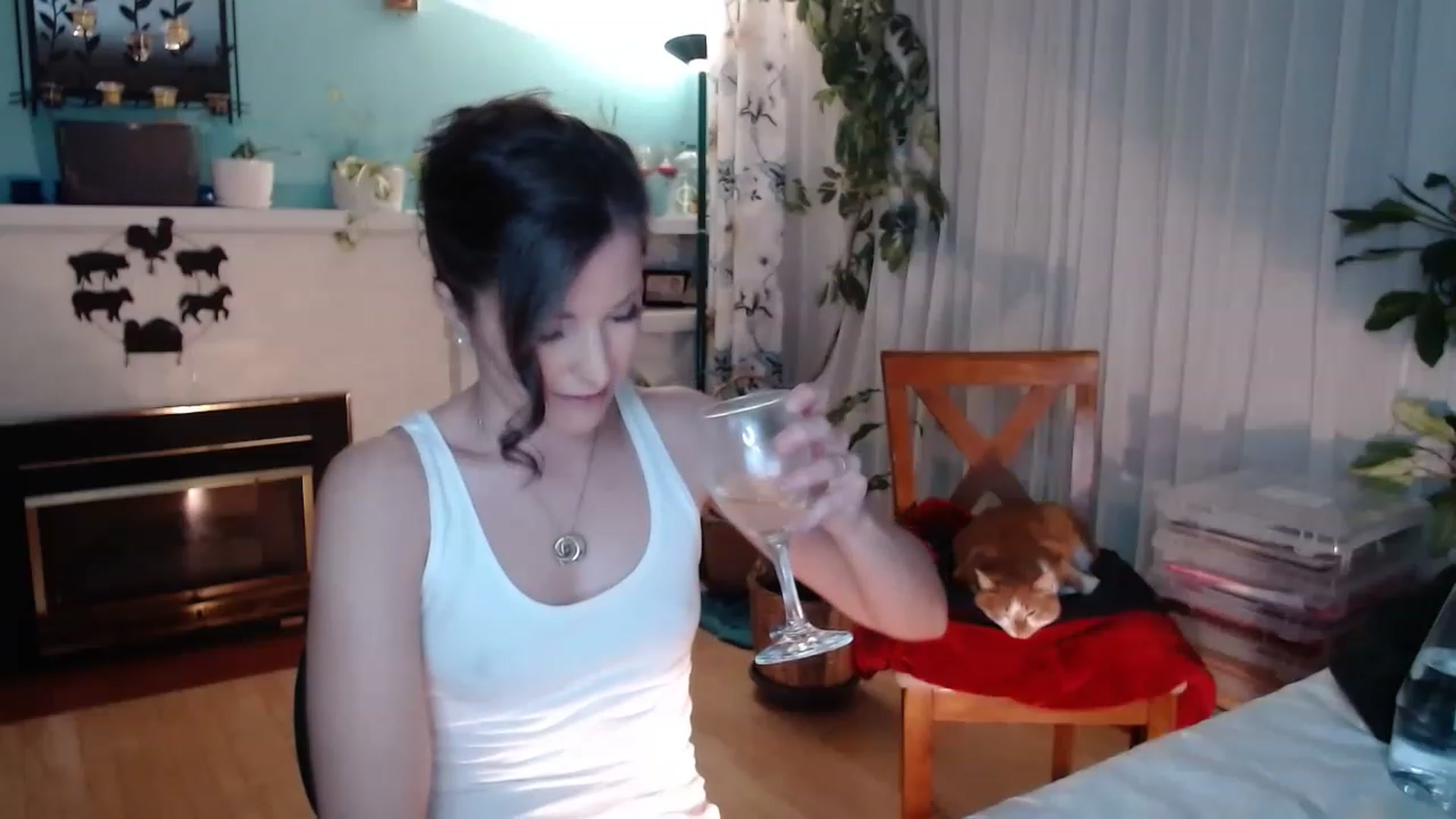 Gallery image thumbnail from KellyHeart's myfreecams stream on, 03/25/2023, 05:59 image 18 of 20