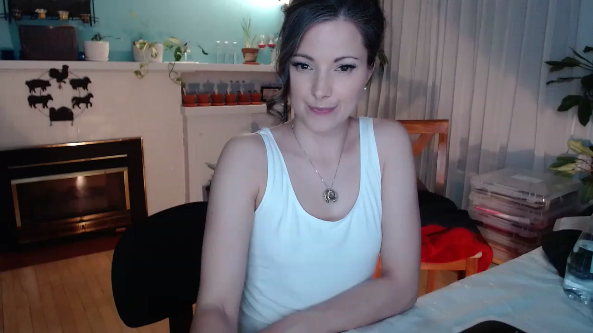 Gallery image thumbnail from KellyHeart's myfreecams stream on, 03/25/2023, 05:59 image 8 of 20