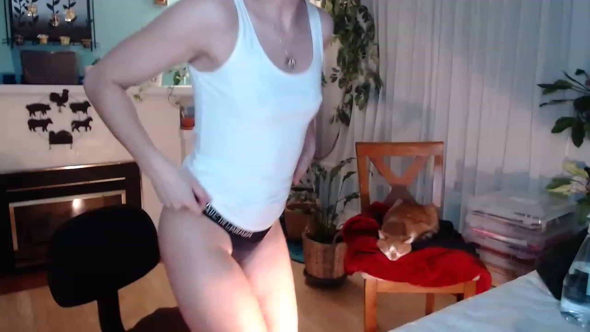 Gallery image thumbnail from KellyHeart's myfreecams stream on, 03/25/2023, 05:59 image 13 of 20