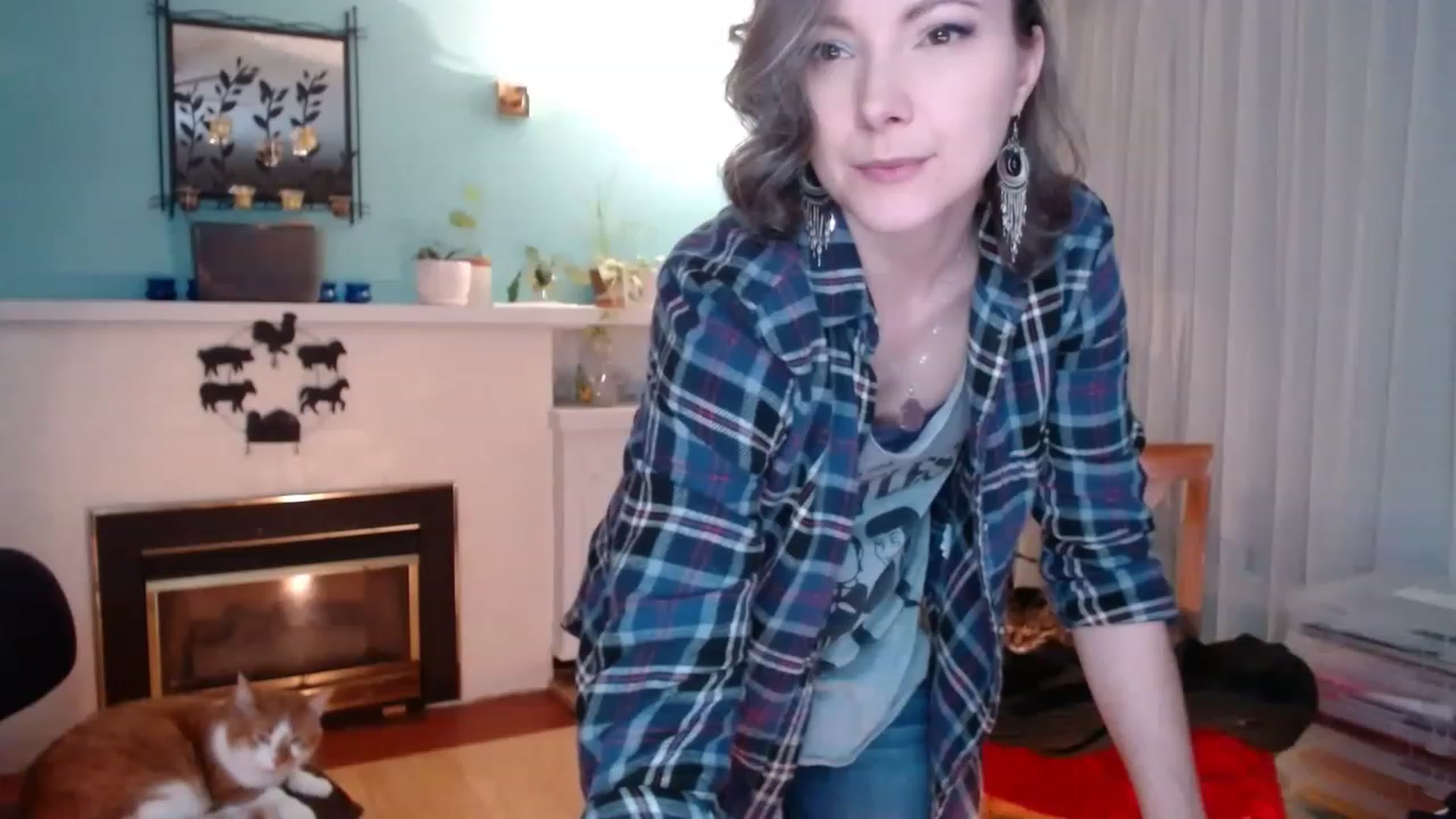 Gallery image thumbnail from KellyHeart's myfreecams stream on, 04/01/2023, 02:01 image 8 of 20