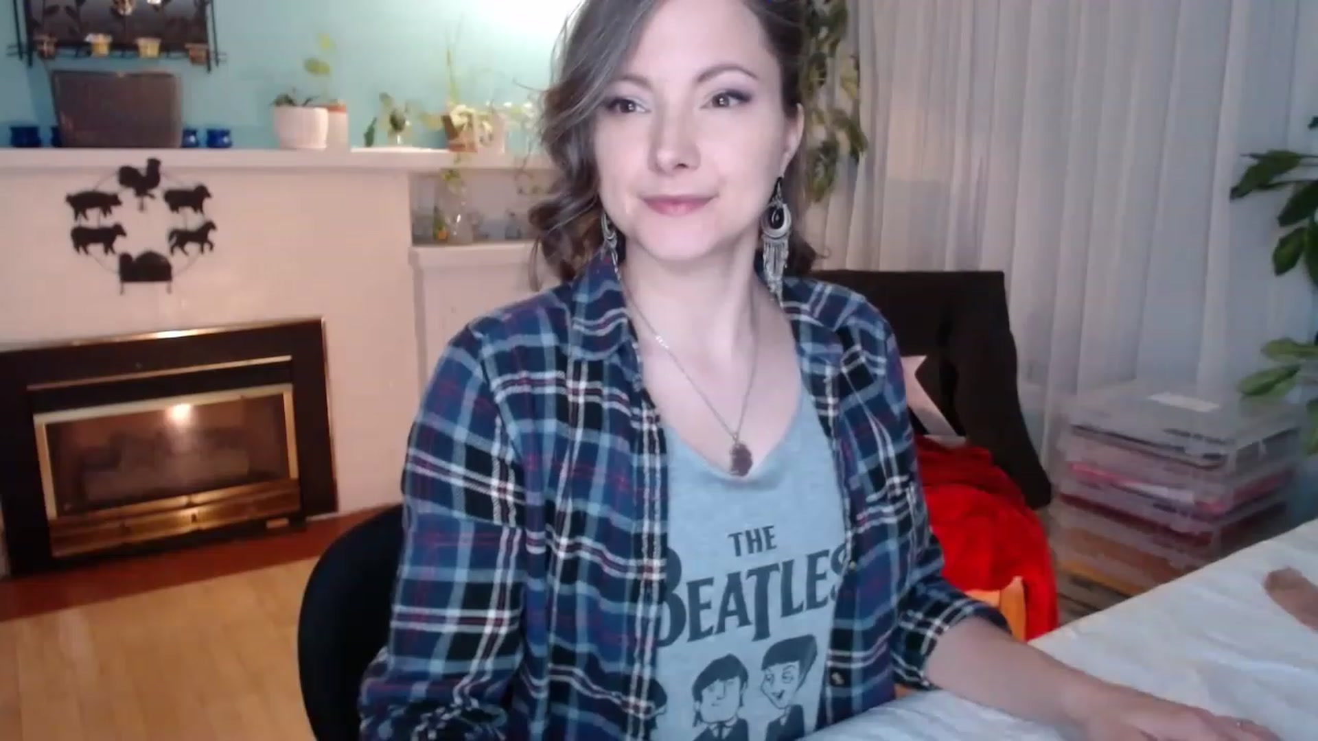 Gallery image thumbnail from KellyHeart's myfreecams stream on, 04/01/2023, 02:01 image 2 of 20
