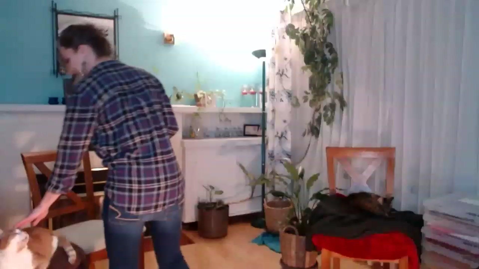Gallery image thumbnail from KellyHeart's myfreecams stream on, 04/01/2023, 02:01 image 16 of 20