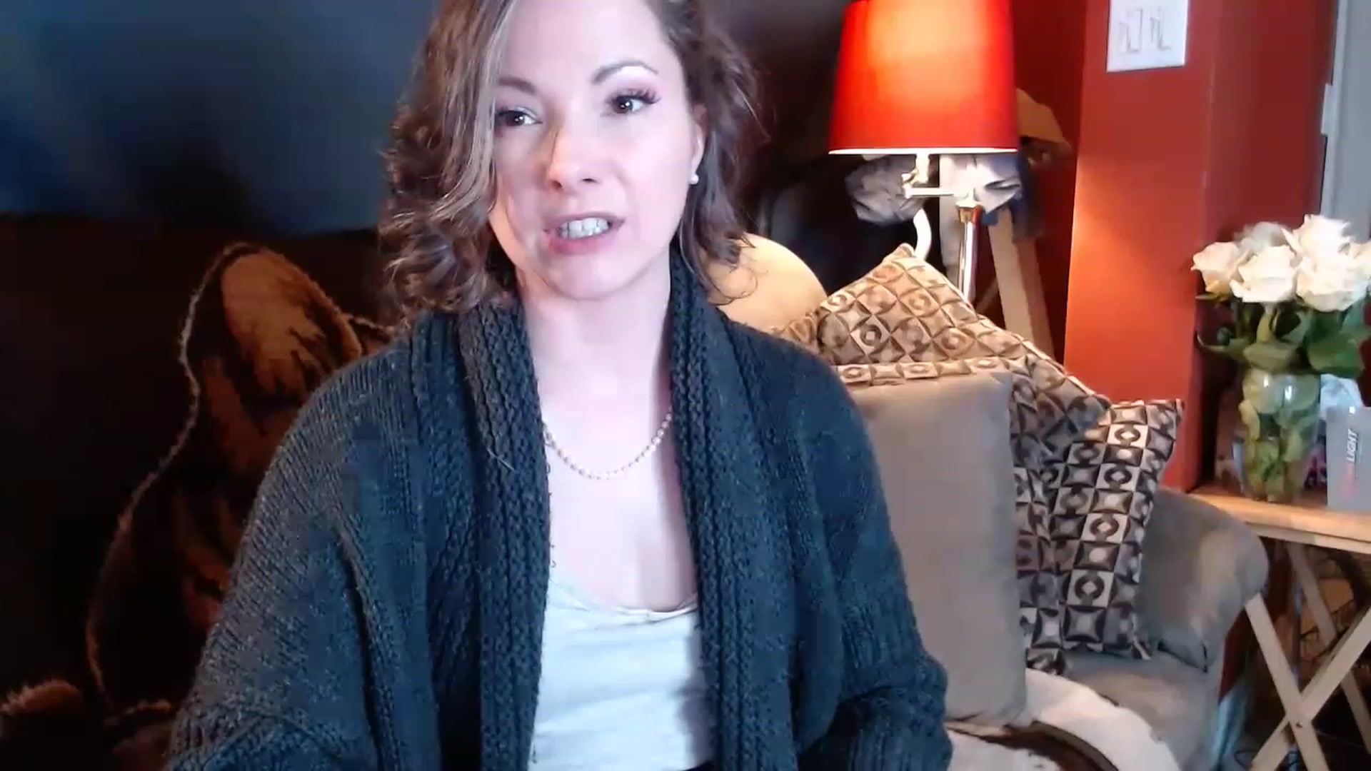 Gallery image thumbnail from KellyHeart's myfreecams stream on, 04/07/2023, 23:45 image 5 of 20