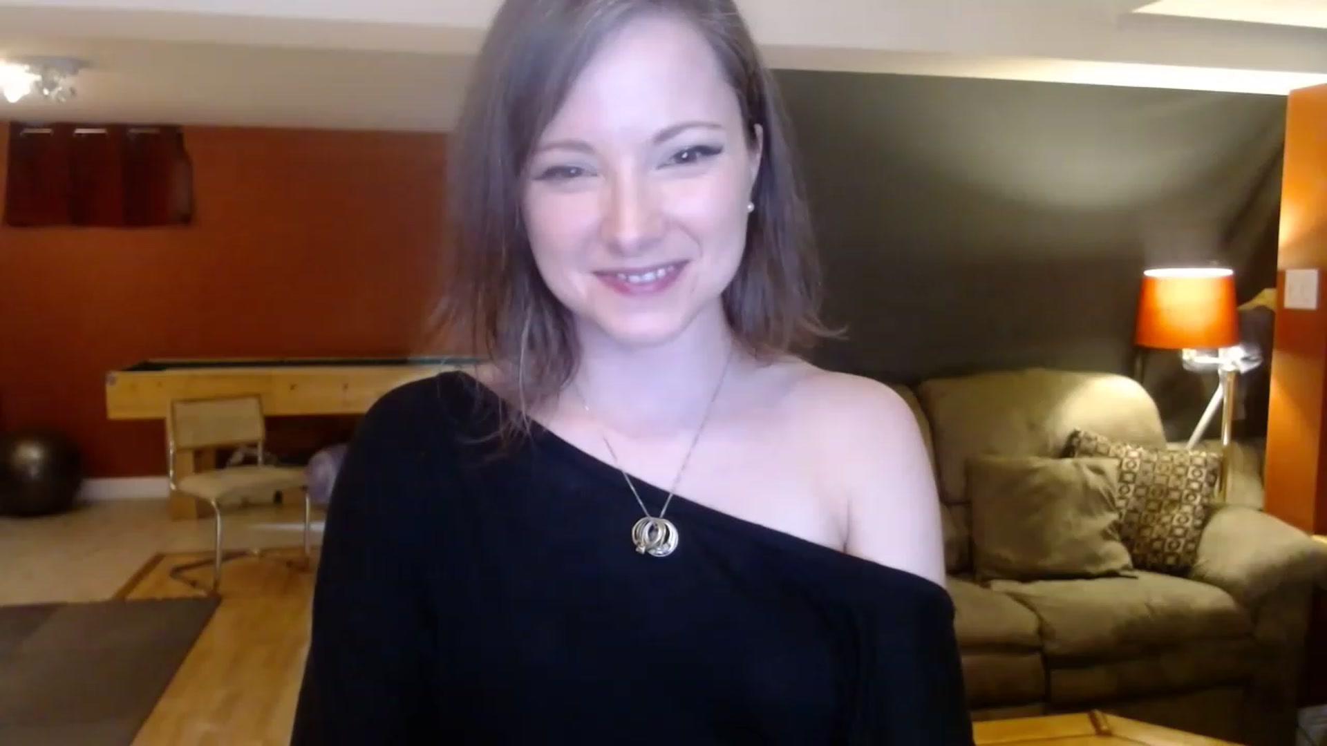 Gallery image thumbnail from KellyHeart's myfreecams stream on, 04/15/2023, 02:45 image 16 of 20