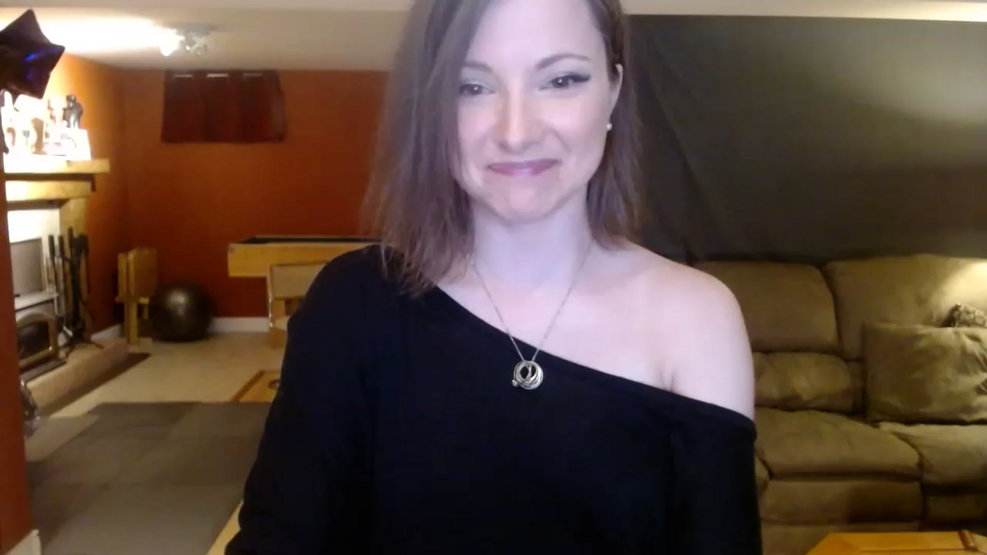 Gallery image thumbnail from KellyHeart's myfreecams stream on, 04/15/2023, 02:45 image 7 of 20