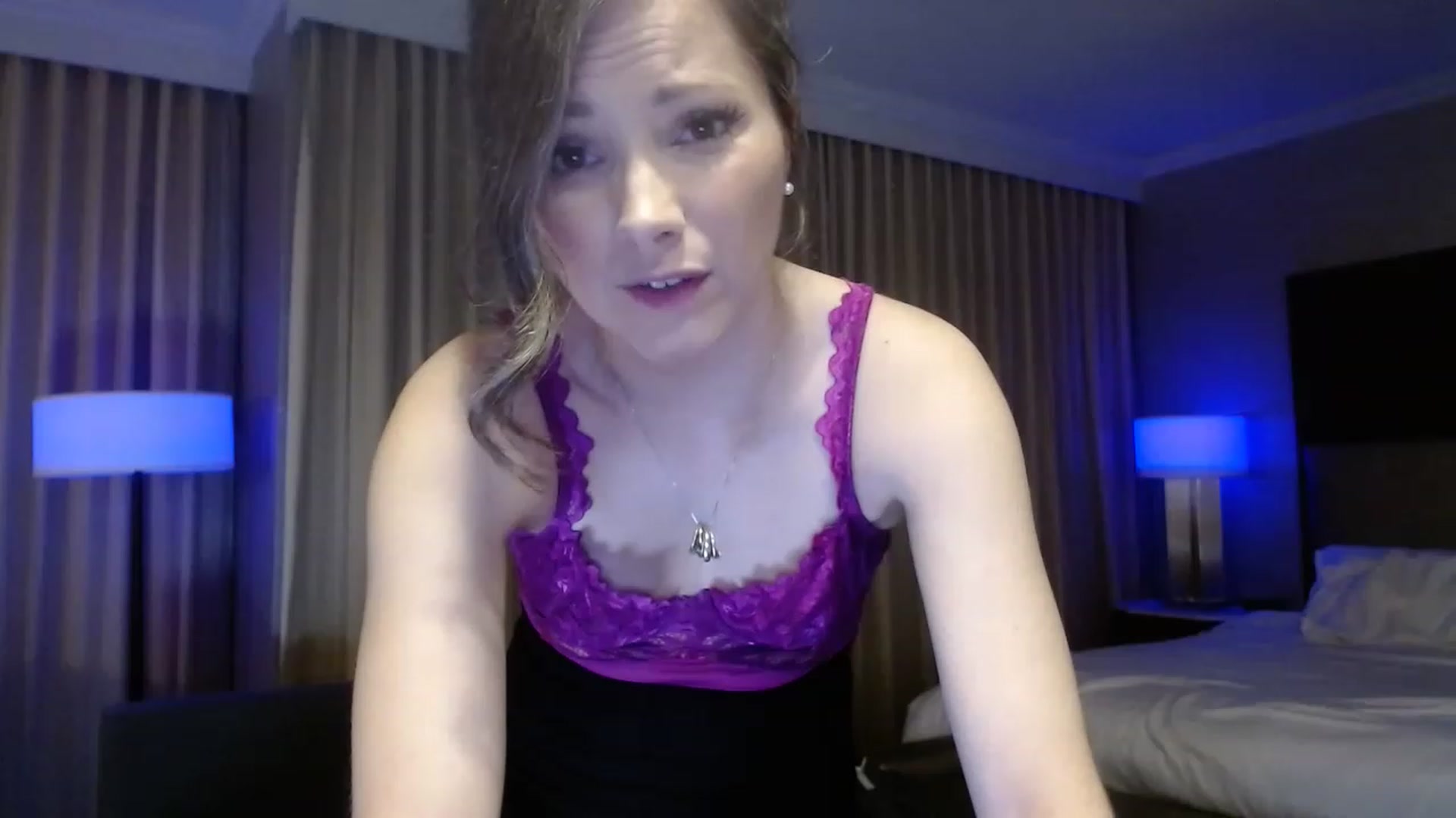 Gallery image thumbnail from KellyHeart's myfreecams stream on, 04/30/2023, 01:48 image 13 of 20