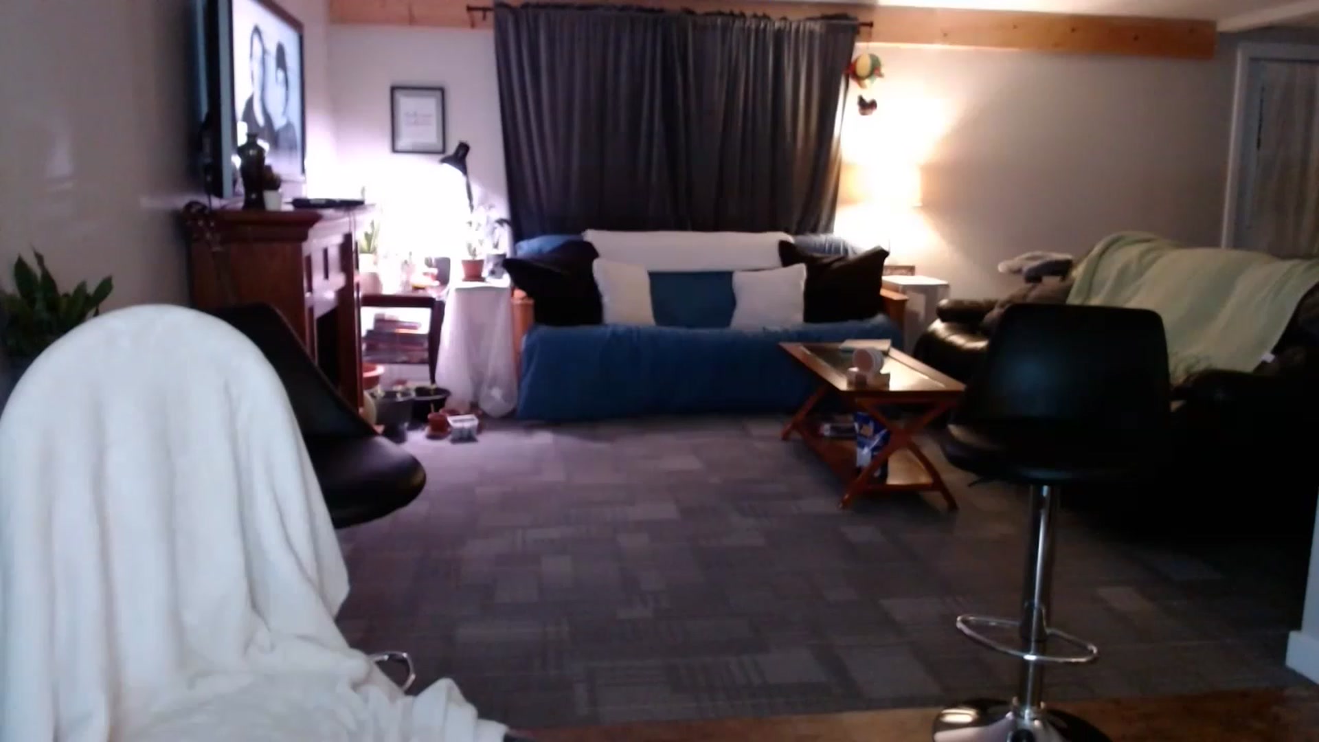 Gallery image thumbnail from KellyHeart's myfreecams stream on, 05/14/2023, 01:34 image 10 of 20