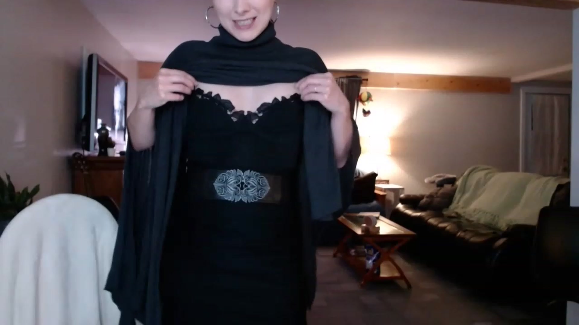 Gallery image thumbnail from KellyHeart's myfreecams stream on, 05/14/2023, 01:34 image 11 of 20