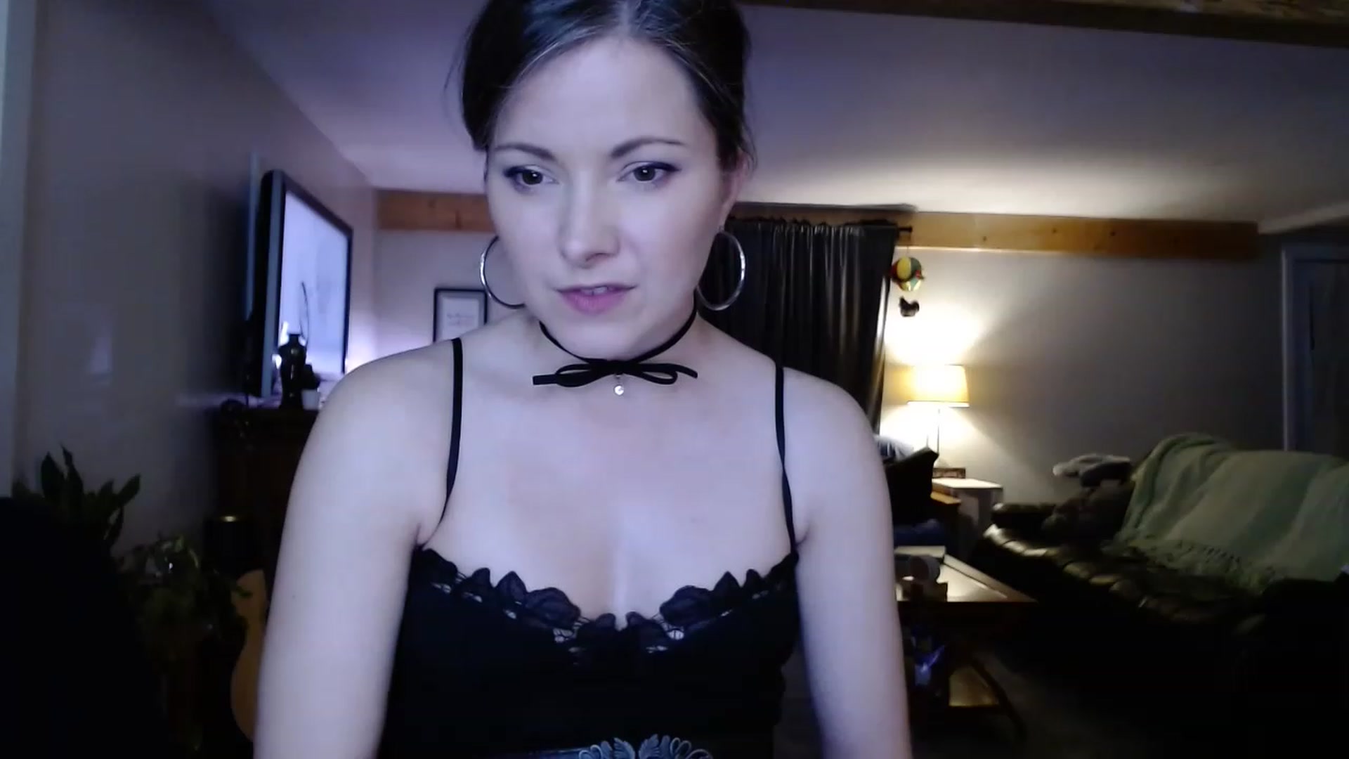 Gallery image thumbnail from KellyHeart's myfreecams stream on, 05/14/2023, 03:27 image 10 of 20