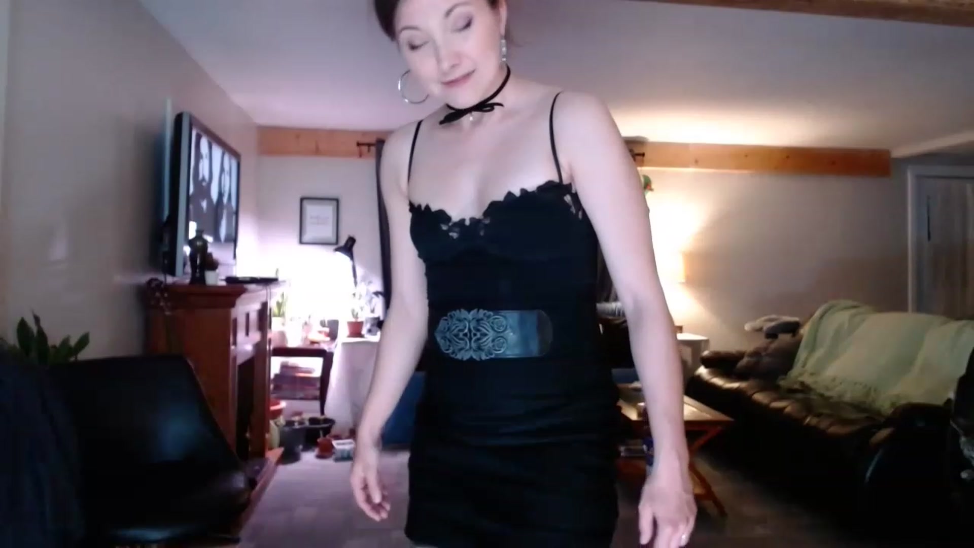 Gallery image thumbnail from KellyHeart's myfreecams stream on, 05/14/2023, 03:27 image 12 of 20