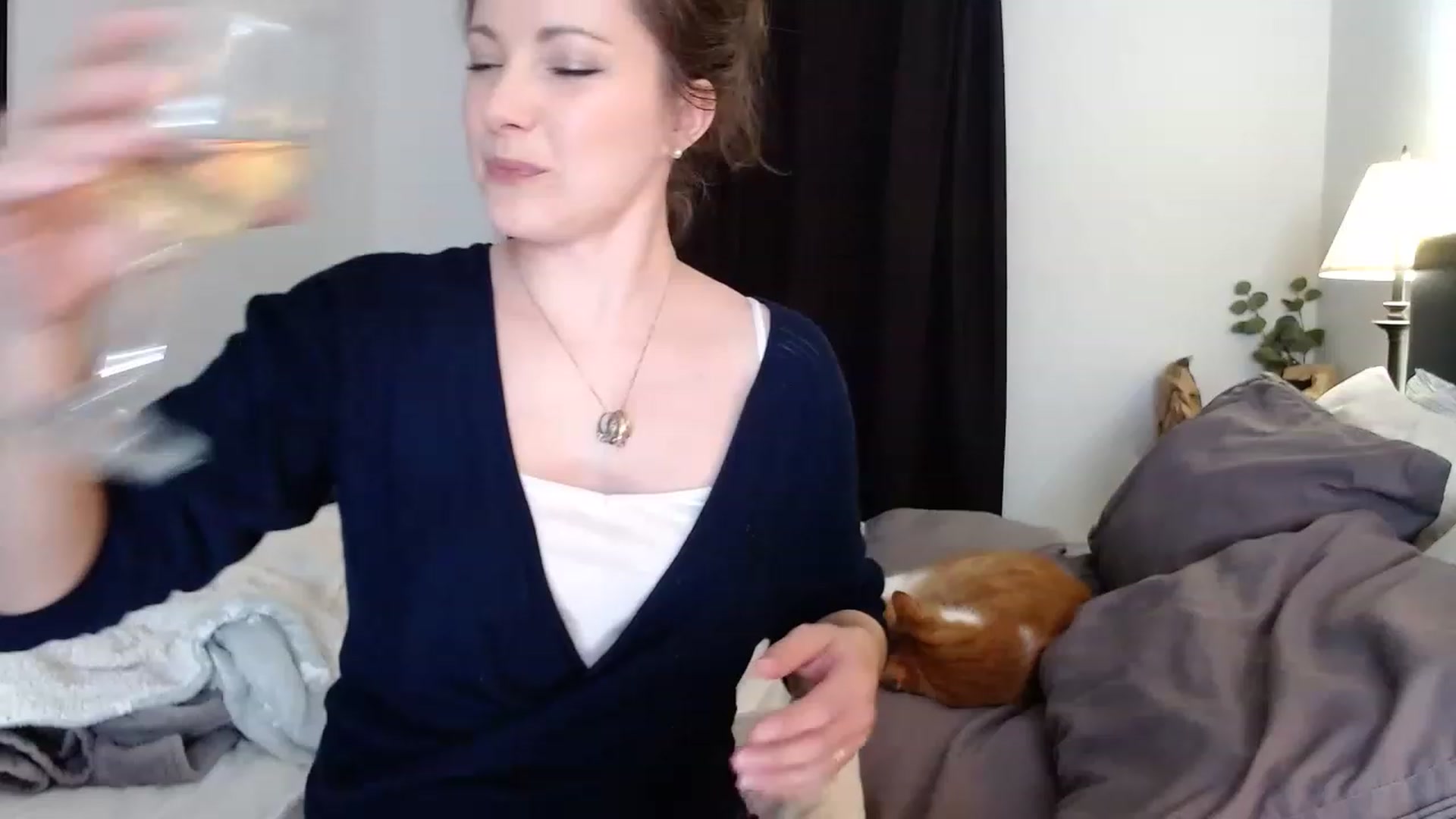 Gallery image thumbnail from KellyHeart's myfreecams stream on, 05/20/2023, 04:14 image 2 of 20