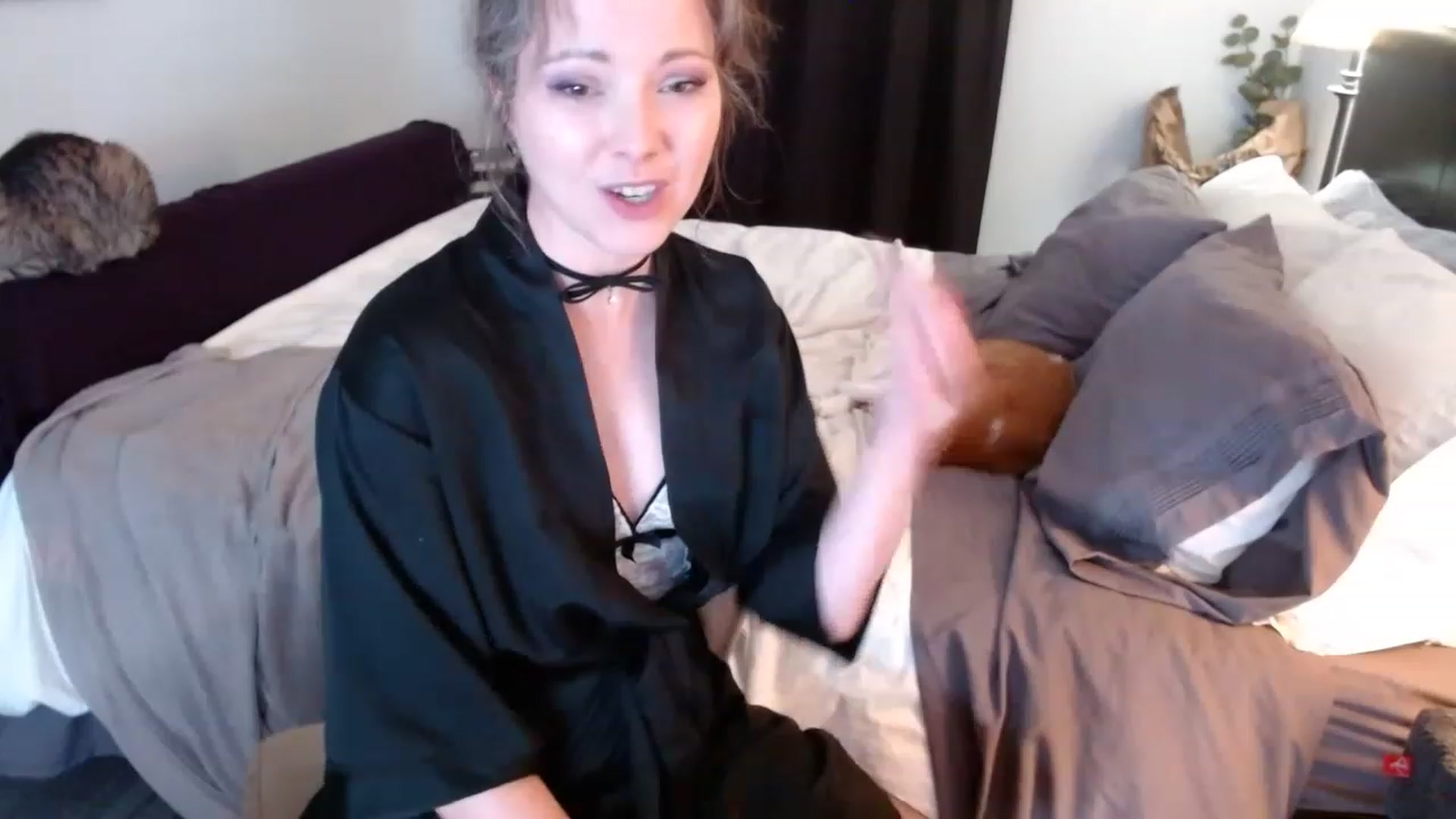 Gallery image thumbnail from KellyHeart's myfreecams stream on, 05/27/2023, 02:20 image 4 of 20