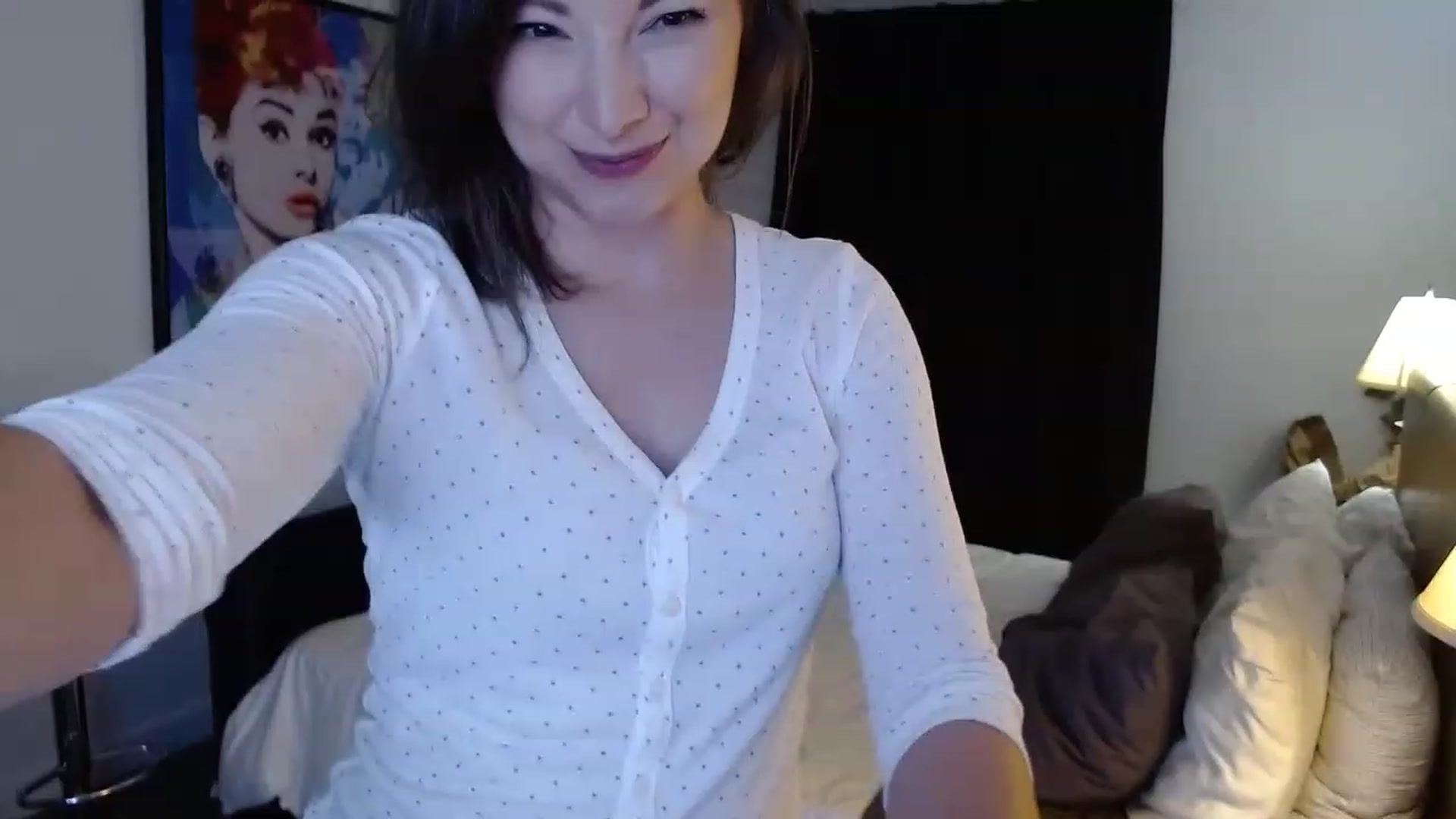 Gallery image thumbnail from KellyHeart's myfreecams stream on, 06/10/2023, 04:26 image 4 of 20