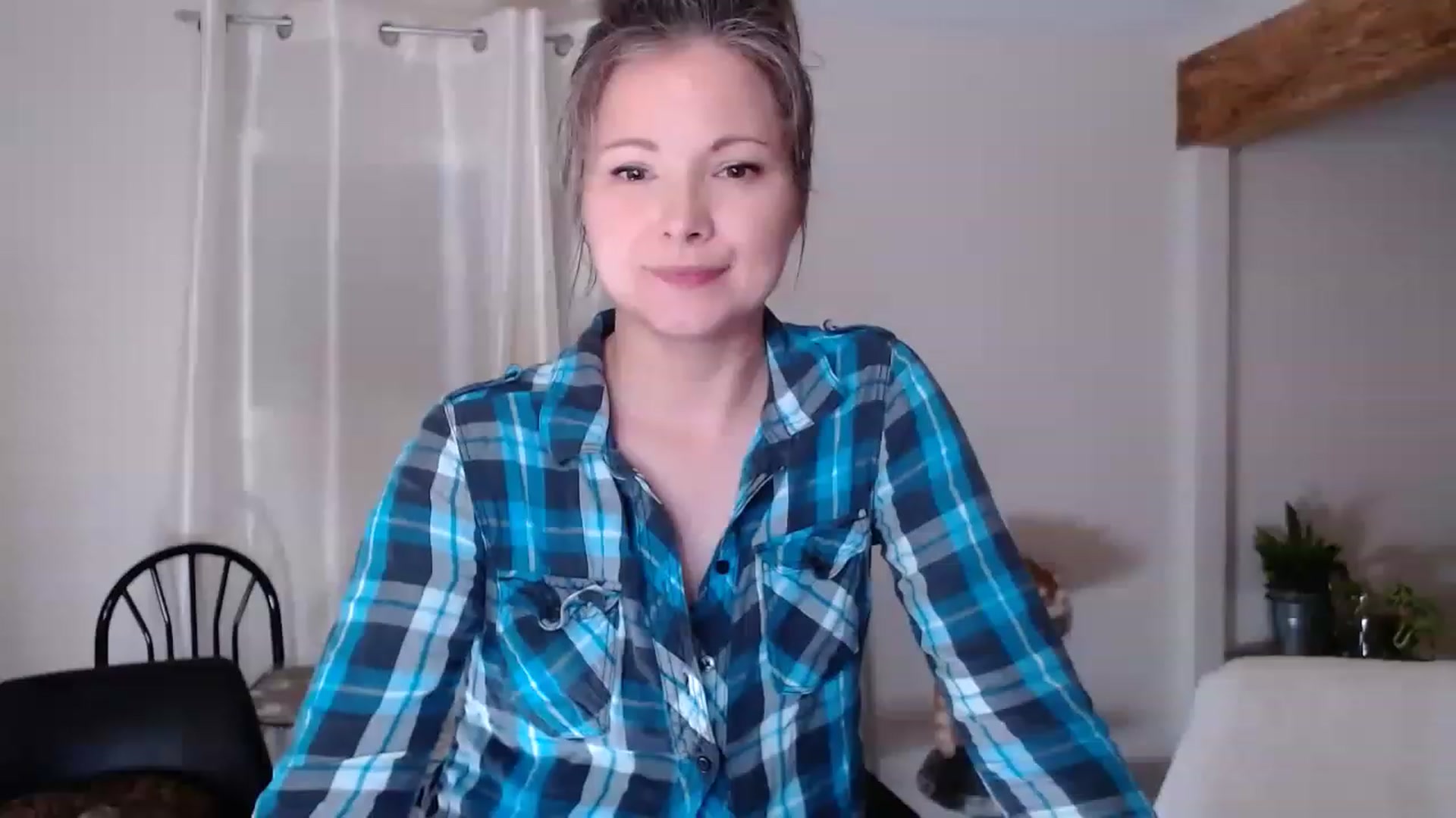 Gallery image thumbnail from KellyHeart's myfreecams stream on, 06/24/2023, 03:07 image 19 of 20