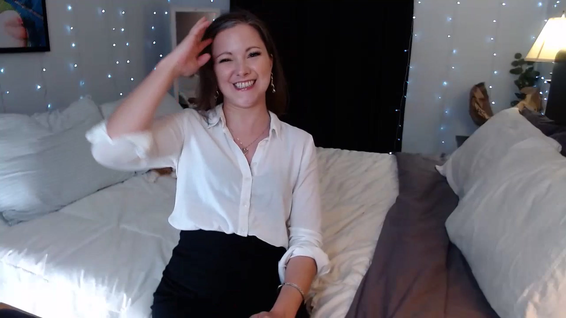 Gallery image thumbnail from KellyHeart's myfreecams stream on, 07/01/2023, 01:33 image 4 of 20