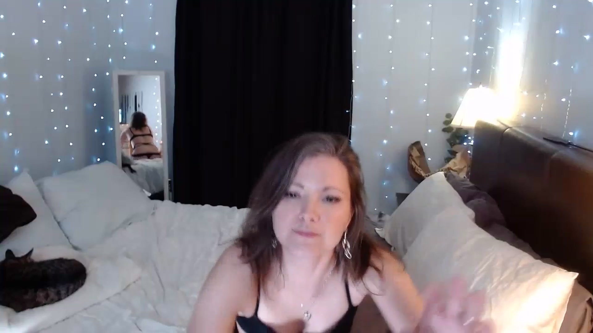 Gallery image thumbnail from KellyHeart's myfreecams stream on, 07/01/2023, 05:28 image 8 of 20
