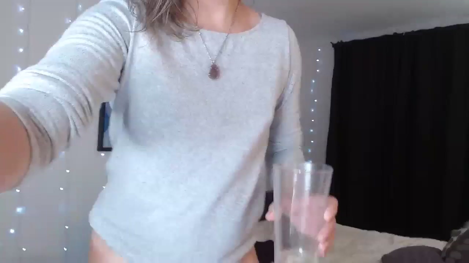 Gallery image thumbnail from KellyHeart's myfreecams stream on, 07/22/2023, 04:25 image 16 of 20