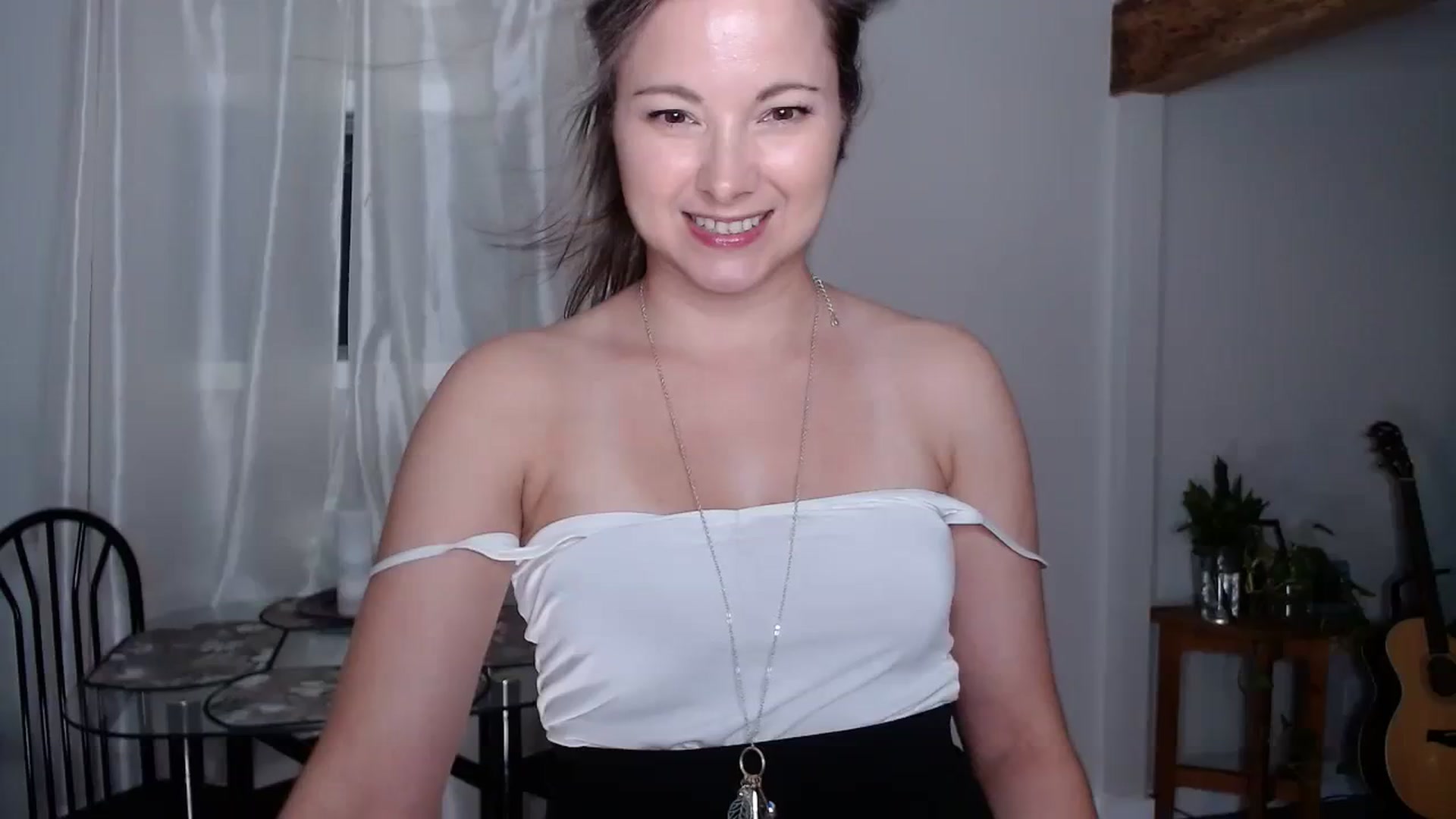 Gallery image thumbnail from KellyHeart's myfreecams stream on, 07/29/2023, 03:49 image 7 of 20