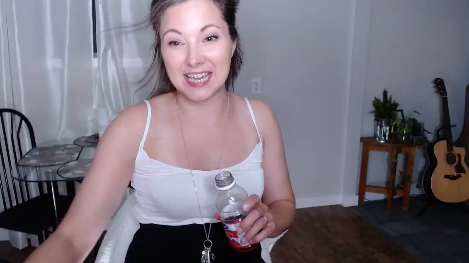 Gallery image thumbnail from KellyHeart's myfreecams stream on, 07/29/2023, 03:49 image 8 of 20