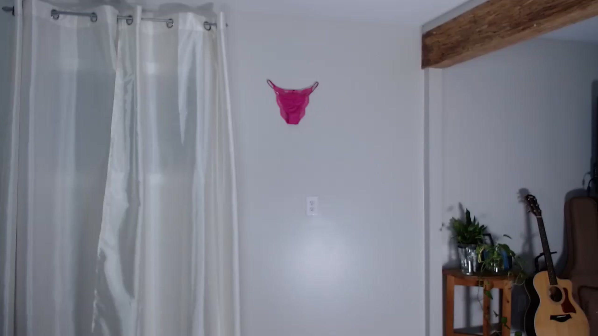 Gallery image thumbnail from KellyHeart's myfreecams stream on, 08/01/2023, 02:08 image 14 of 20