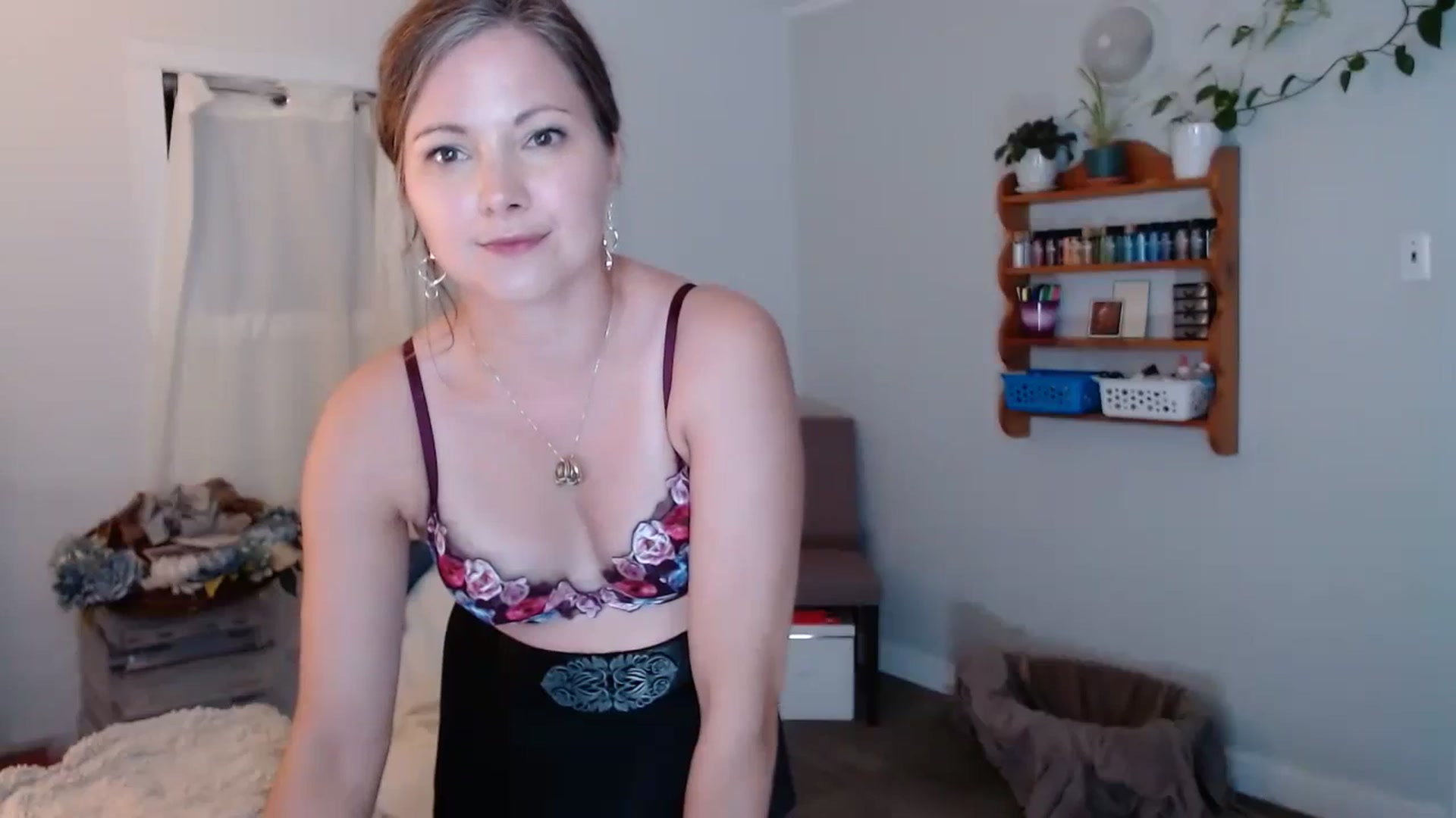Gallery image thumbnail from KellyHeart's myfreecams stream on, 08/26/2023, 05:48 image 18 of 20