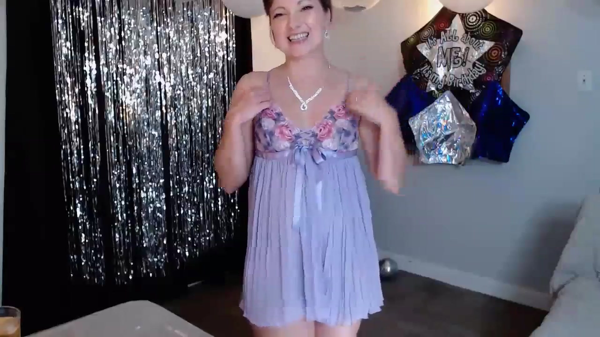 Gallery image thumbnail from KellyHeart's myfreecams stream on, 10/07/2023, 03:22 image 20 of 20
