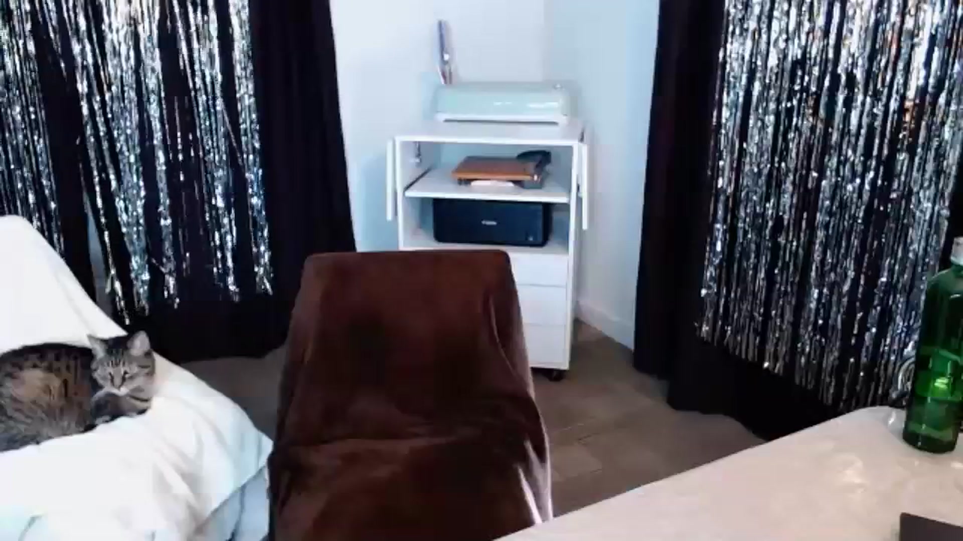 Gallery image thumbnail from KellyHeart's myfreecams stream on, 10/14/2023, 05:33 image 13 of 20