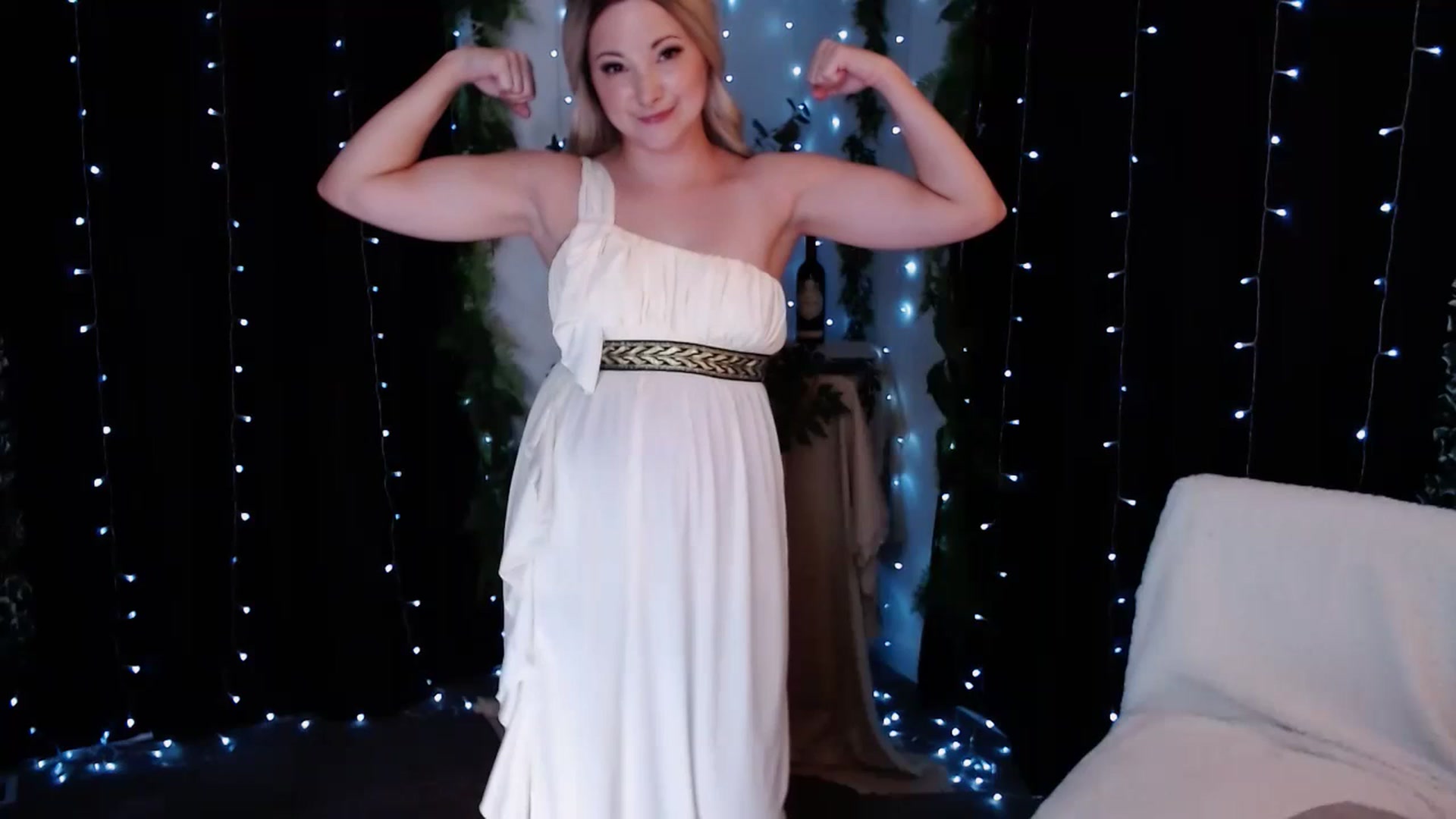 Gallery image thumbnail from KellyHeart's myfreecams stream on, 10/21/2023, 04:54 image 1 of 20